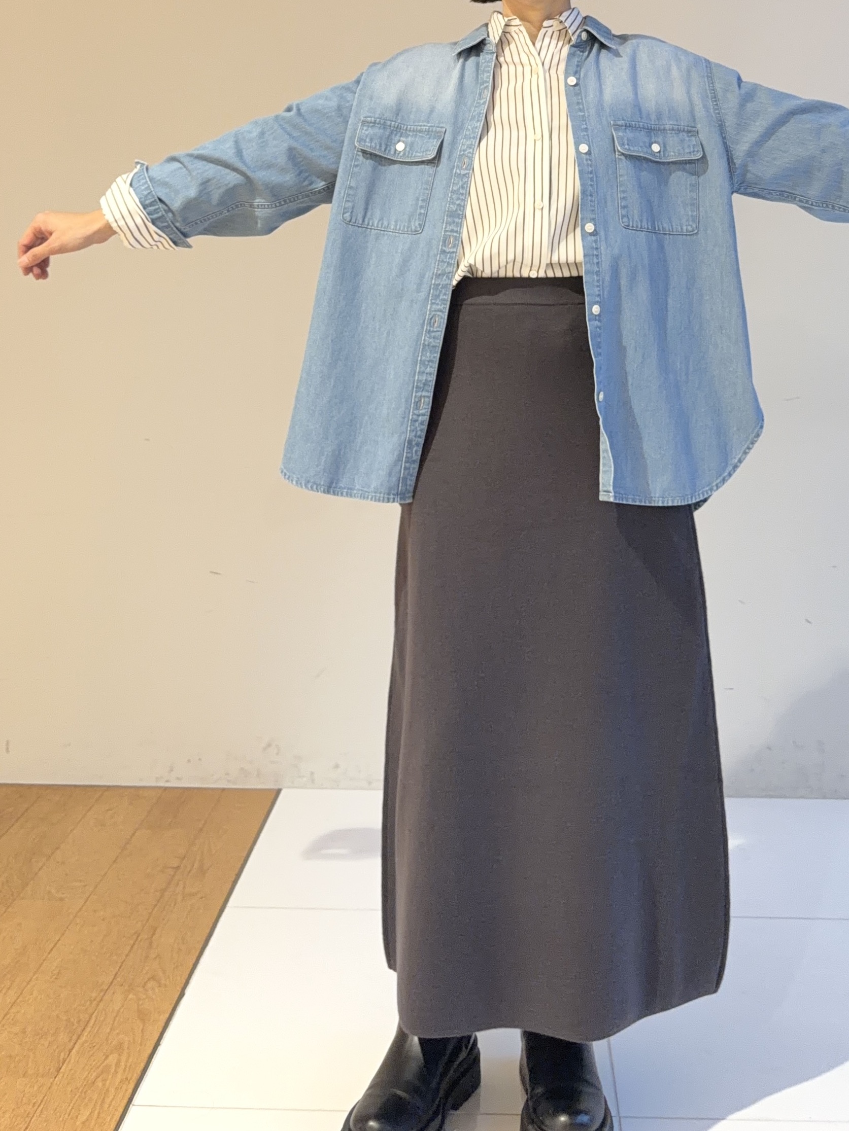 murayamaさんの「INDIVI｜【2WAY／ストライプ柄】ベーシックシャツ」を使ったコーディネート