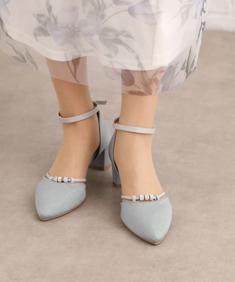 neinaさんの「ESPERANZA｜ジュエルセパレートパンプス」を使ったコーディネート
