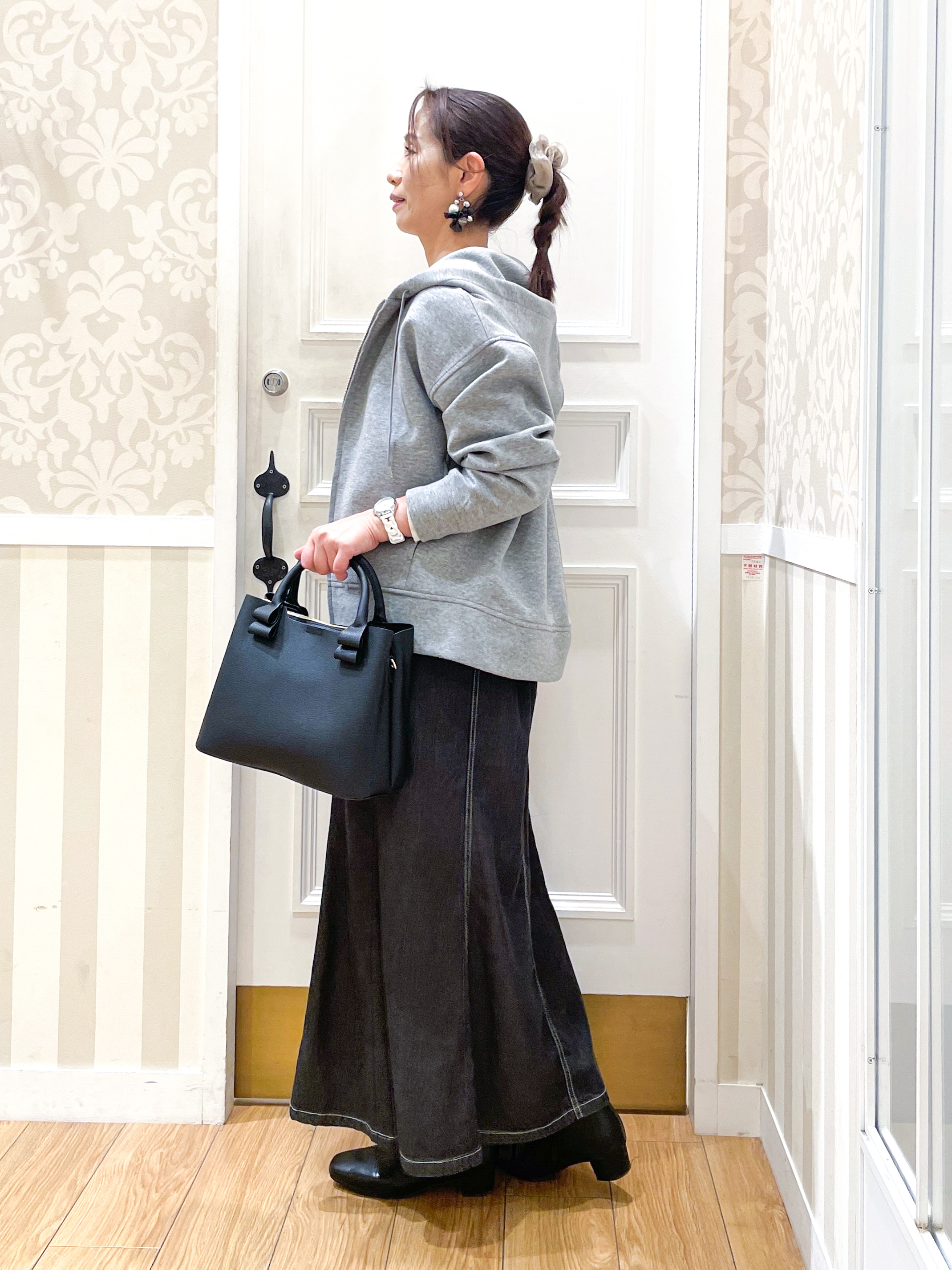 Naoさんの「grove｜ダンボールフードジップパーカー」を使ったコーディネート