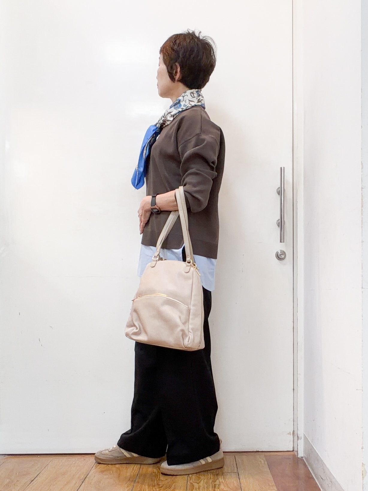みぃさんの「SHOO･LA･RUE｜【S-LL】着るだけできまる シャツレイヤード風 スポンディッシュニット」を使ったコーディネート