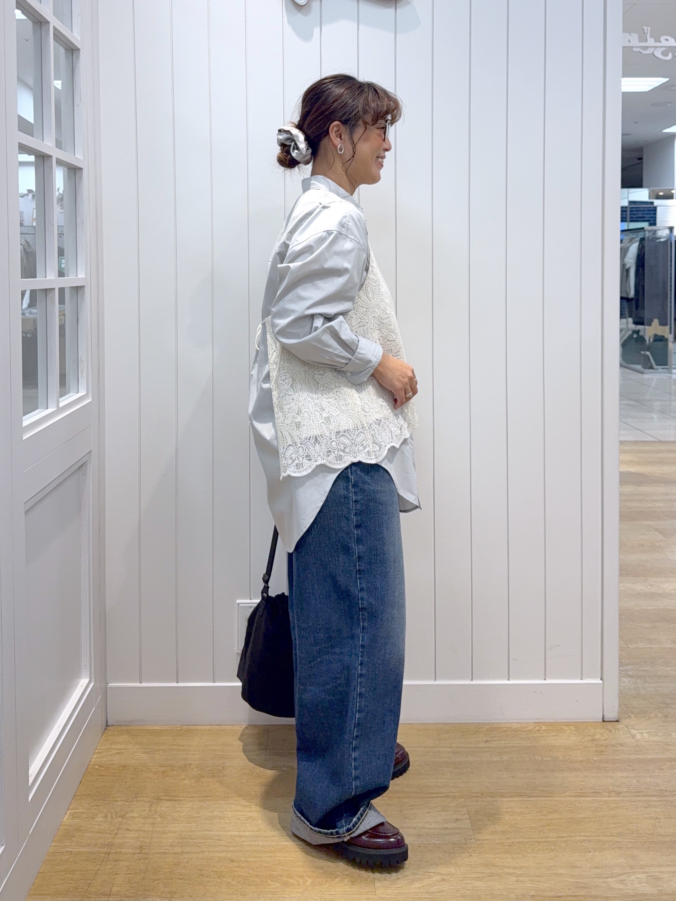 Osawaさんの「Dessin｜【洗える/オンオフ着られる】袖裏ワンポイント刺繍 オーバーシャツ」を使ったコーディネート