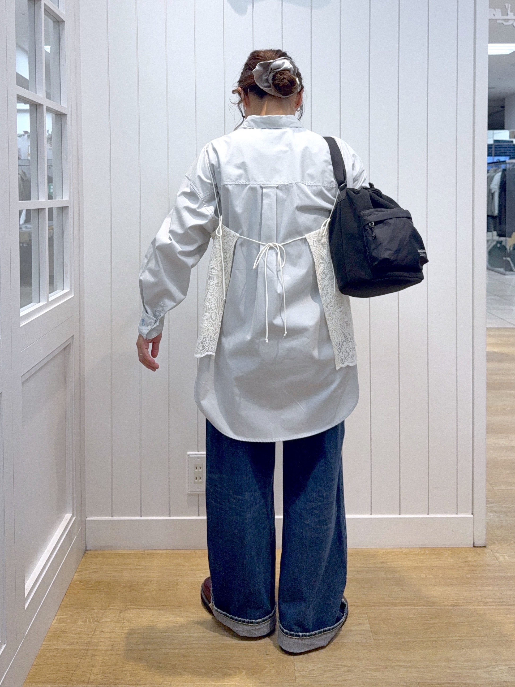 Osawaさんの「Dessin｜【洗える/オンオフ着られる】袖裏ワンポイント刺繍 オーバーシャツ」を使ったコーディネート