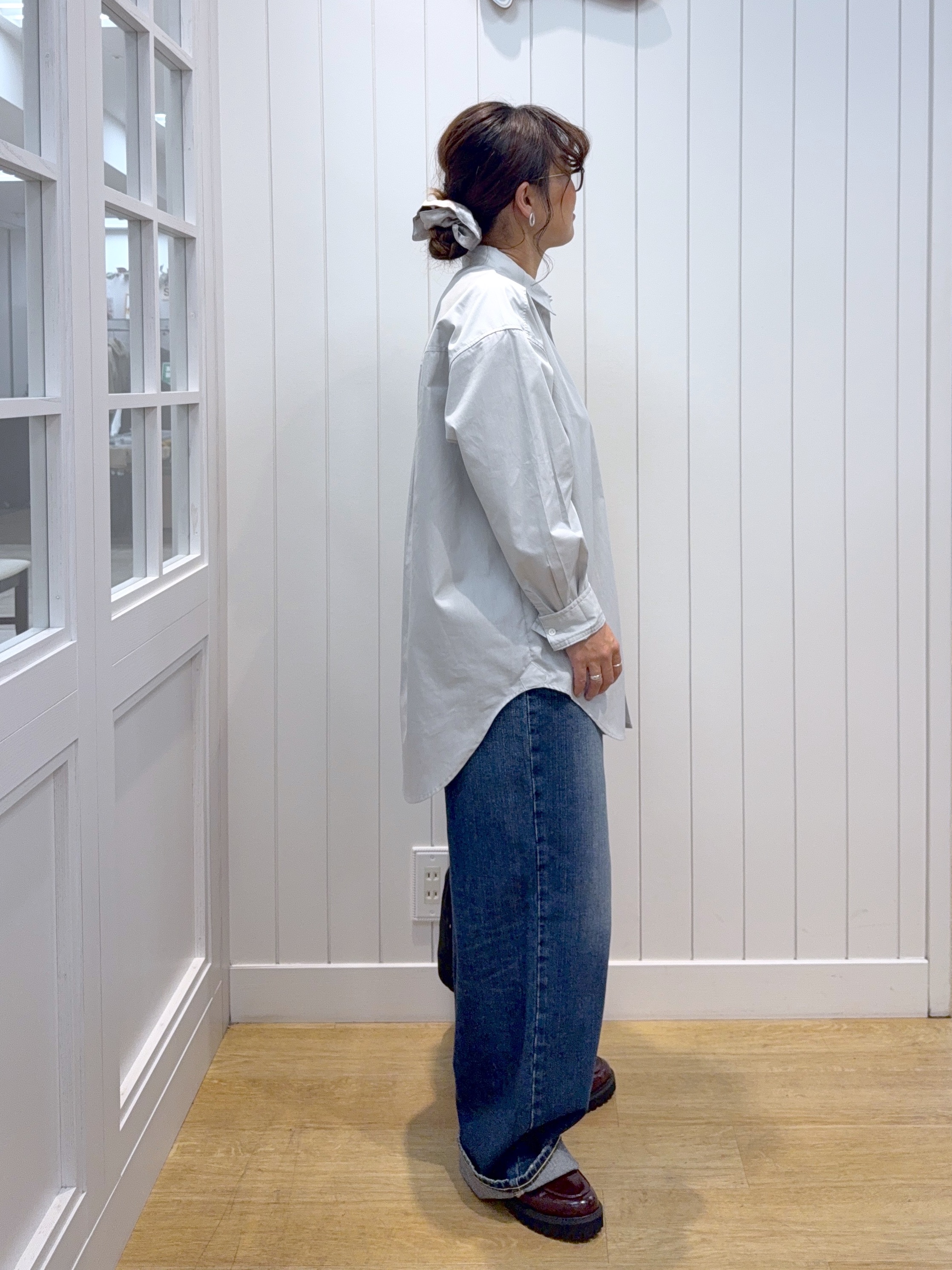 Osawaさんの「Dessin｜【洗える/オンオフ着られる】袖裏ワンポイント刺繍 オーバーシャツ」を使ったコーディネート