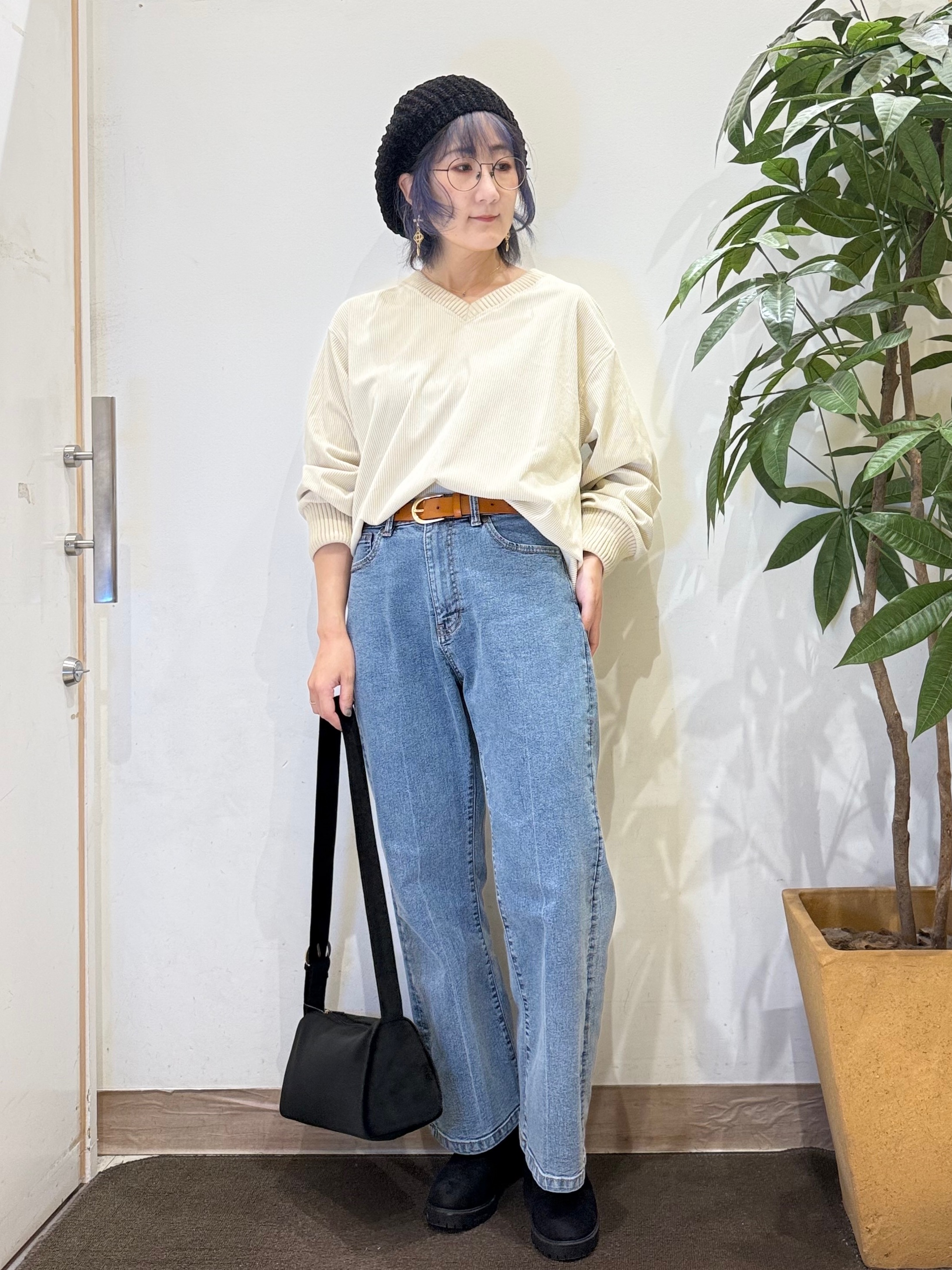misakiさんの「SHOO･LA･RUE｜【S-LL/洗濯機可/前後2WAY】大人上品にきまる コーデュロイトップス」を使ったコーディネート