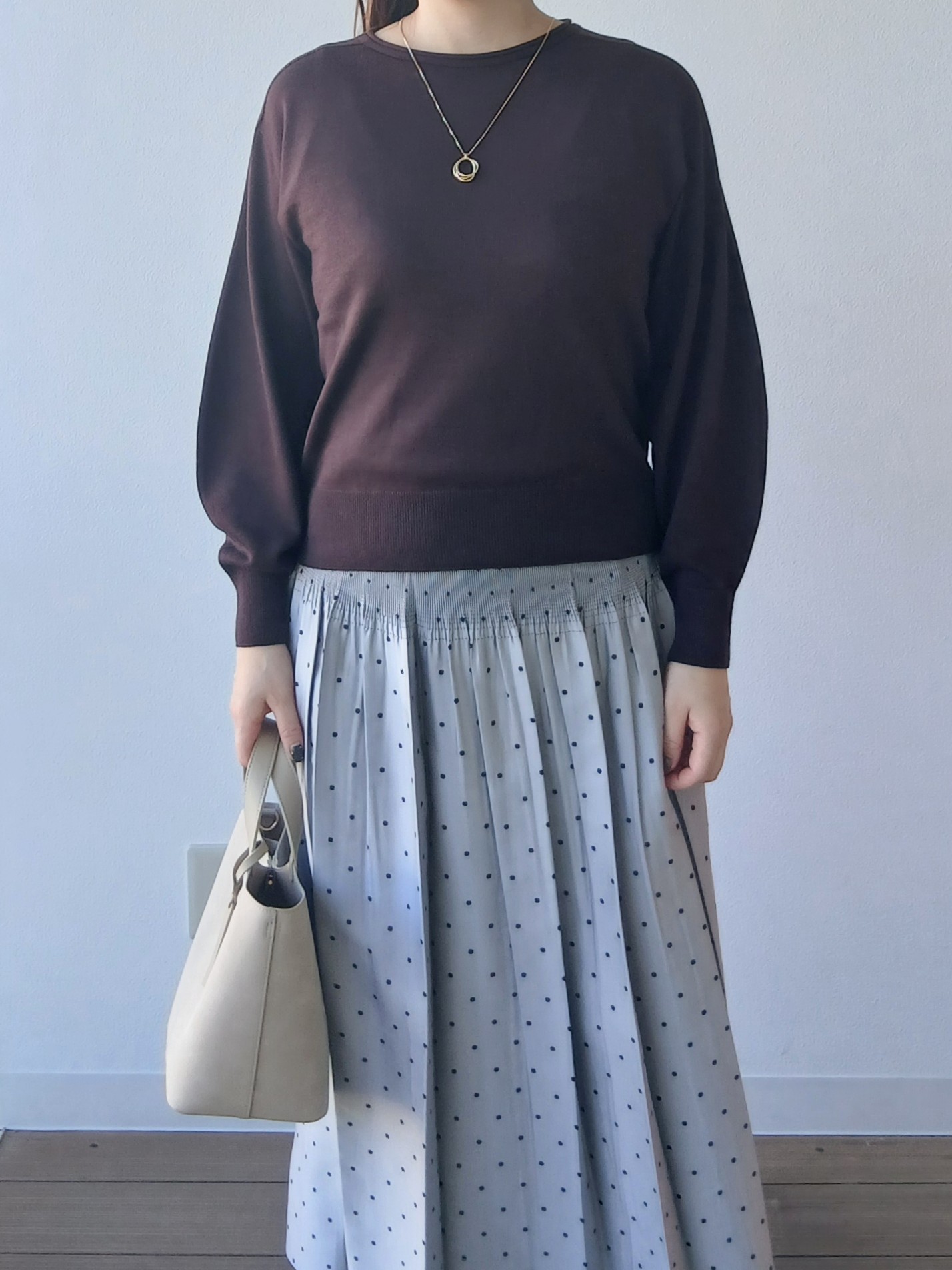 なみきさんの「UNTITLED｜【大人の抜け感/8色展開】ボリュームスリーブニットプルオーバー」を使ったコーディネート