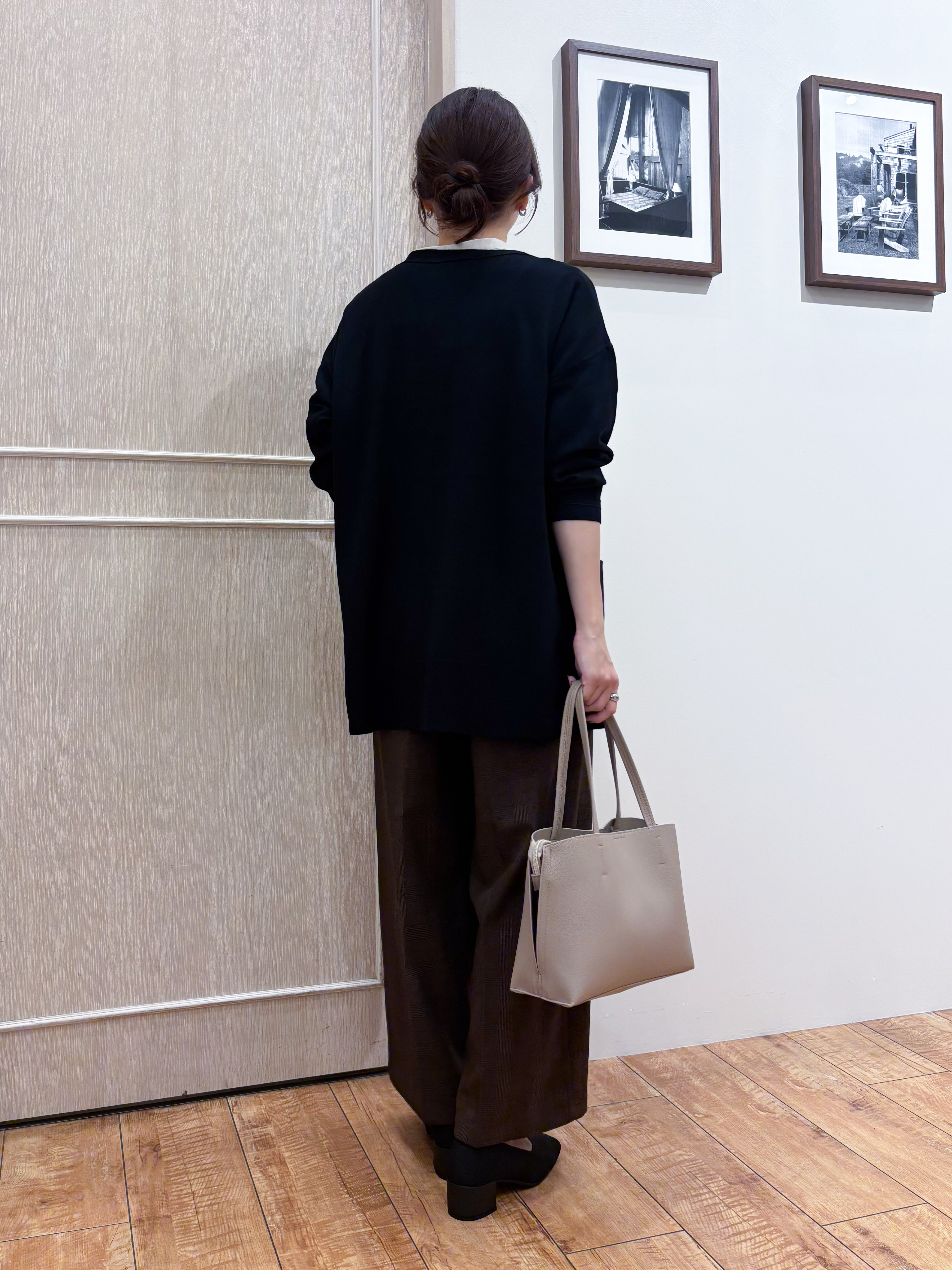 なみさんの「SHOO･LA･RUE｜【体型カバー/洗濯機可/ポケット付き】ゆるシルエット もちもち ボタンレスカーディガン」を使ったコーディネート