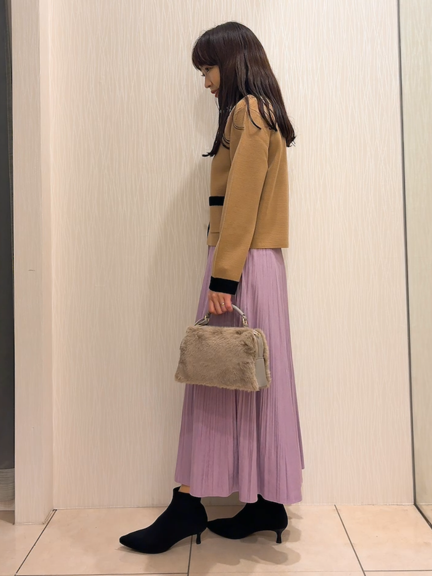SAHOさんの「UNTITLED｜【アンサンブル可/ジャケットライク】モールラインカーディガン」を使ったコーディネート
