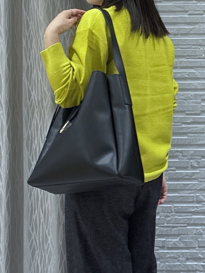 chさんの「THE SHOP TK｜【毛玉防止/蓄熱/洗える】美映えガーターニット」を使ったコーディネート