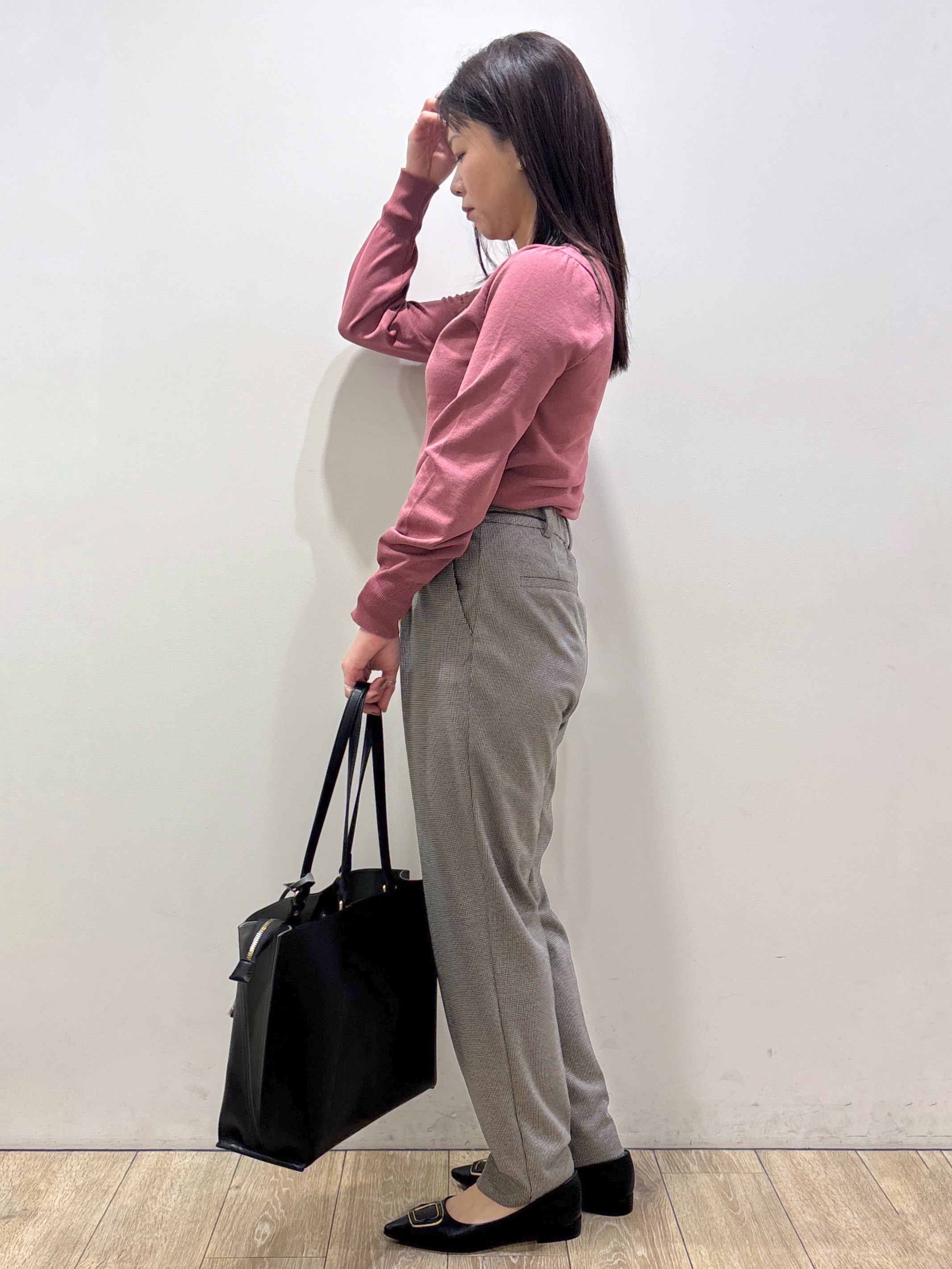 mameさんの「index｜ビジューパーツ付きハートネックニット【洗濯機OK／抗ピリング】」を使ったコーディネート