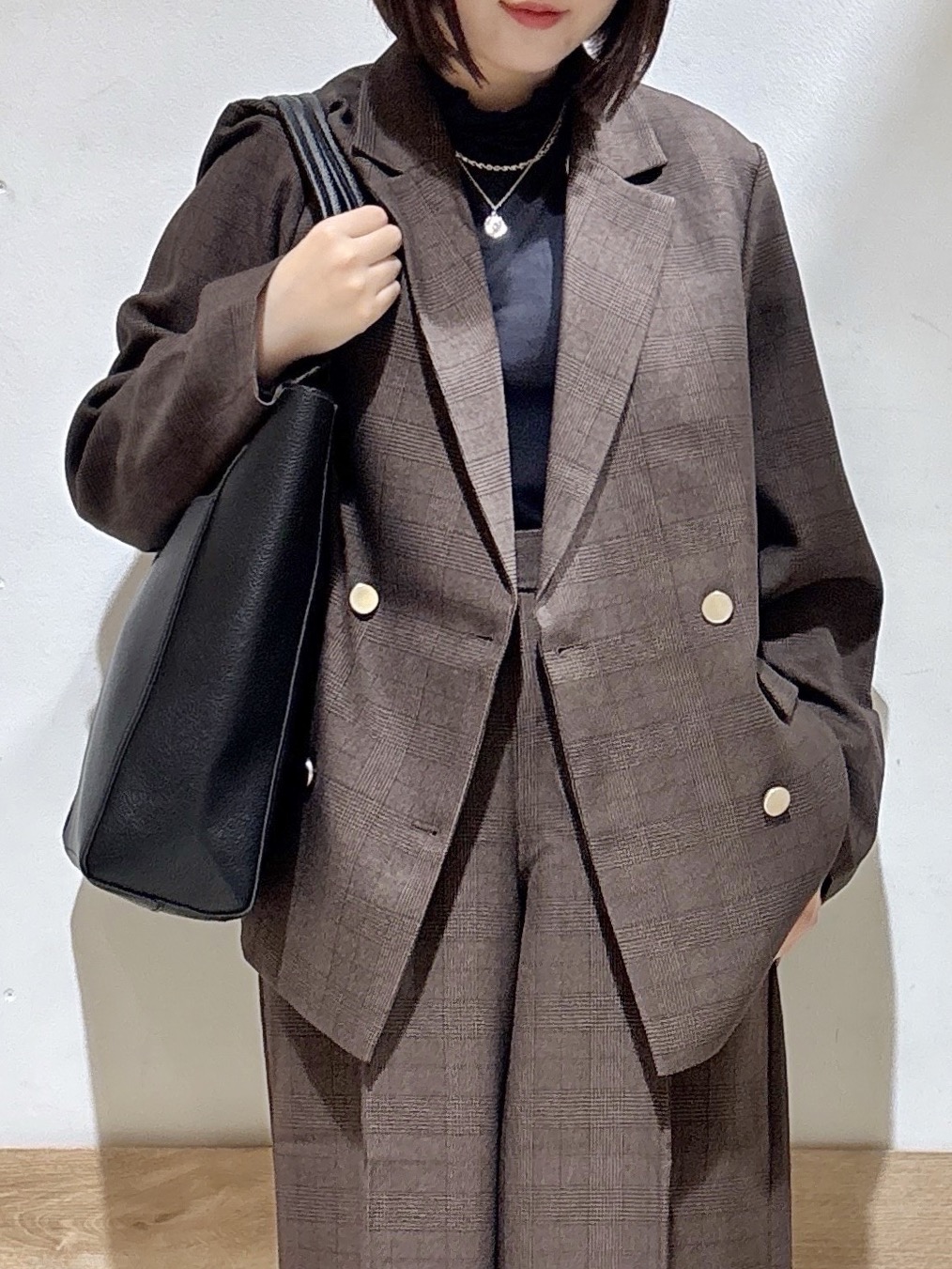 るねさんの「SHOO･LA･RUE｜【セットアップ可/洗濯後しわになりにくい】ウールフィール ダブルジャケット」を使ったコーディネート