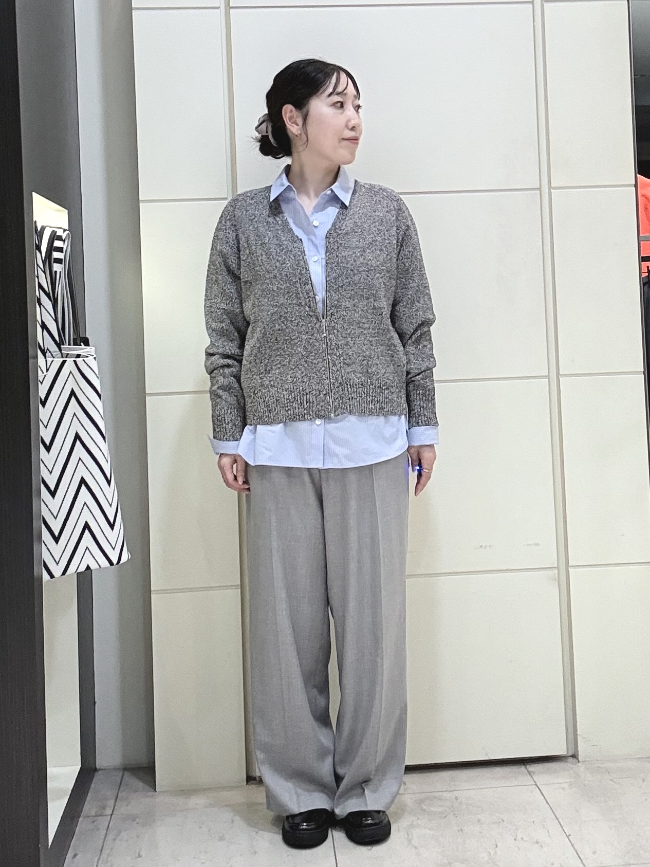 mori.さんの「UNTITLED｜【アンサンブル可/秋羽織り】杢調ジップカーディガン」を使ったコーディネート