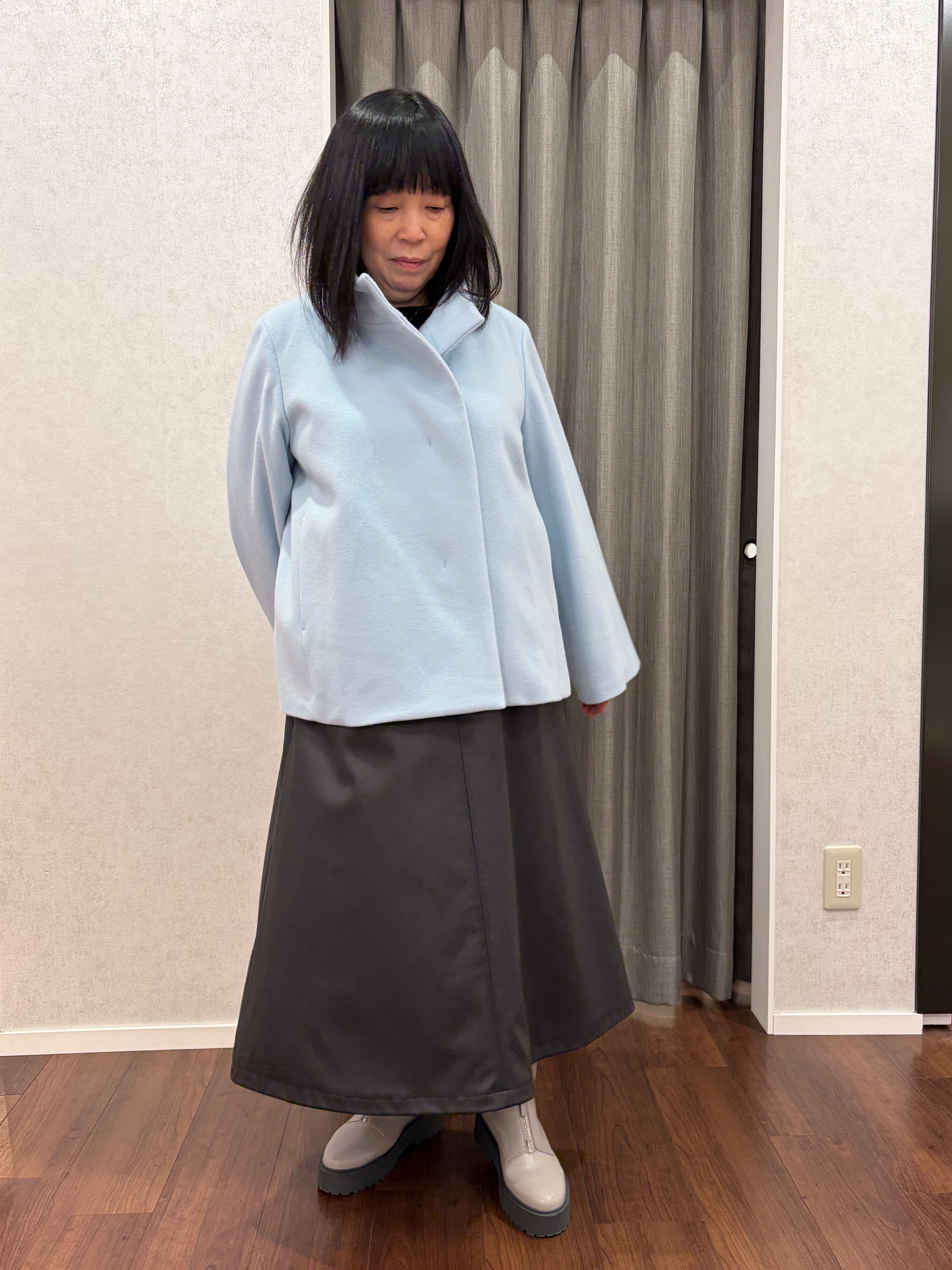 あーるさんの「UNTITLED｜【楽にきれい見え/体型カバー】パフスリーブジャージトップス」を使ったコーディネート