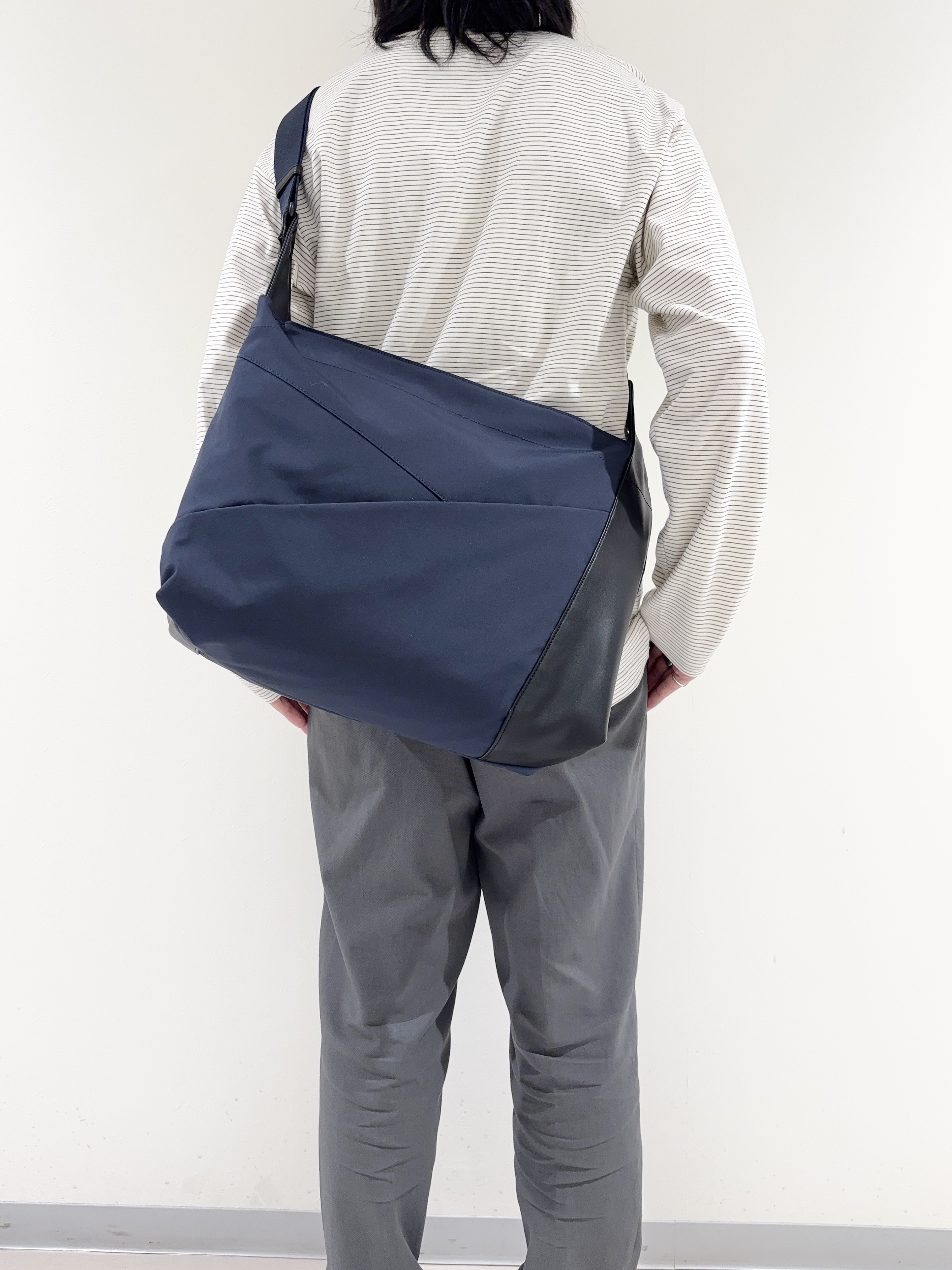 及川さんの「TAKEO KIKUCHI｜シルケット ボーダー 長袖 Tシャツ」を使ったコーディネート