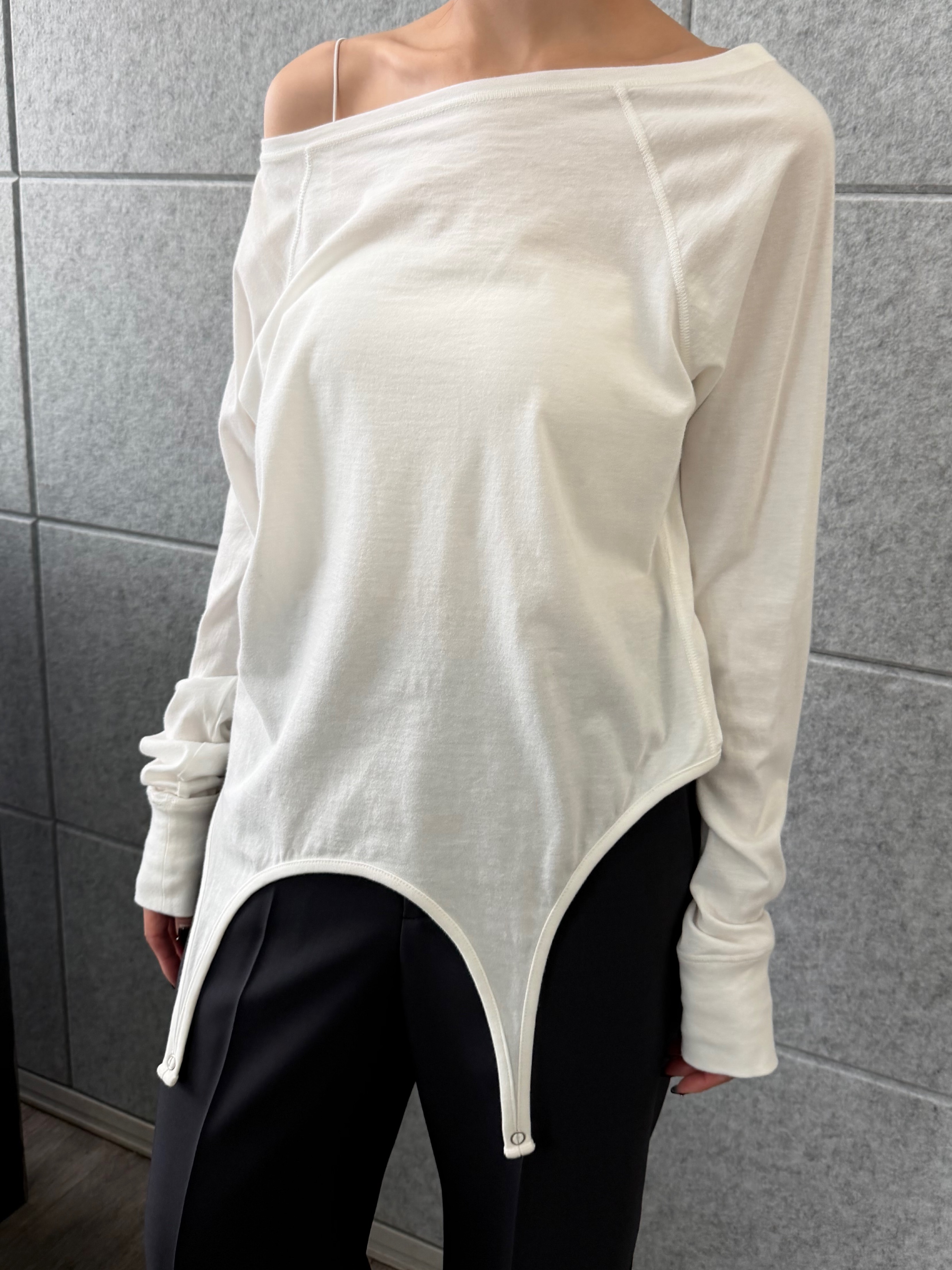 kanamiさんの「CODE A｜【Re】easy flip tee」を使ったコーディネート