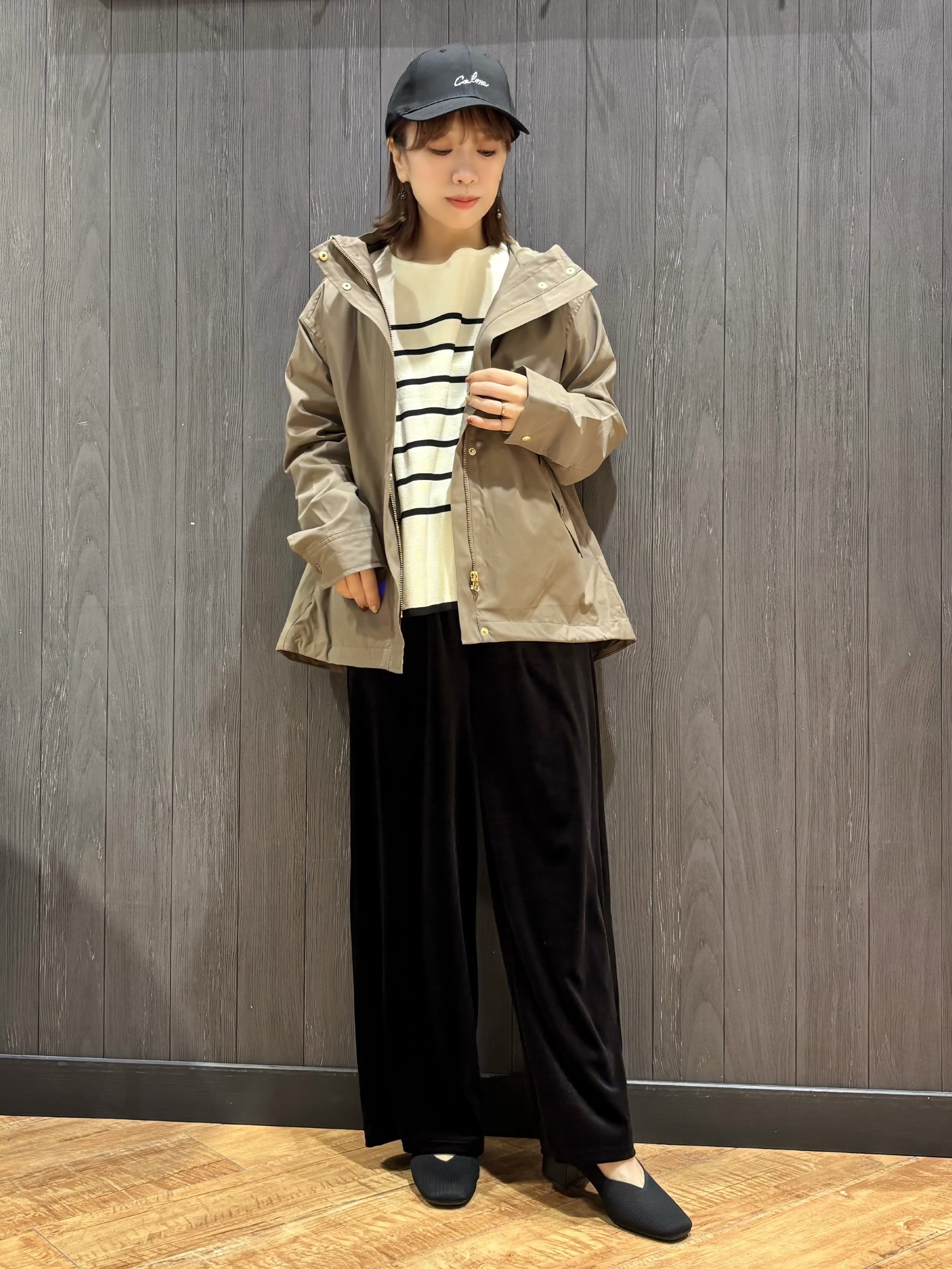 meiさんの「SHOO･LA･RUE｜【洗濯機可/撥水/マルチWAY】ファーライナー付き 毎日欲張りマンパ」を使ったコーディネート
