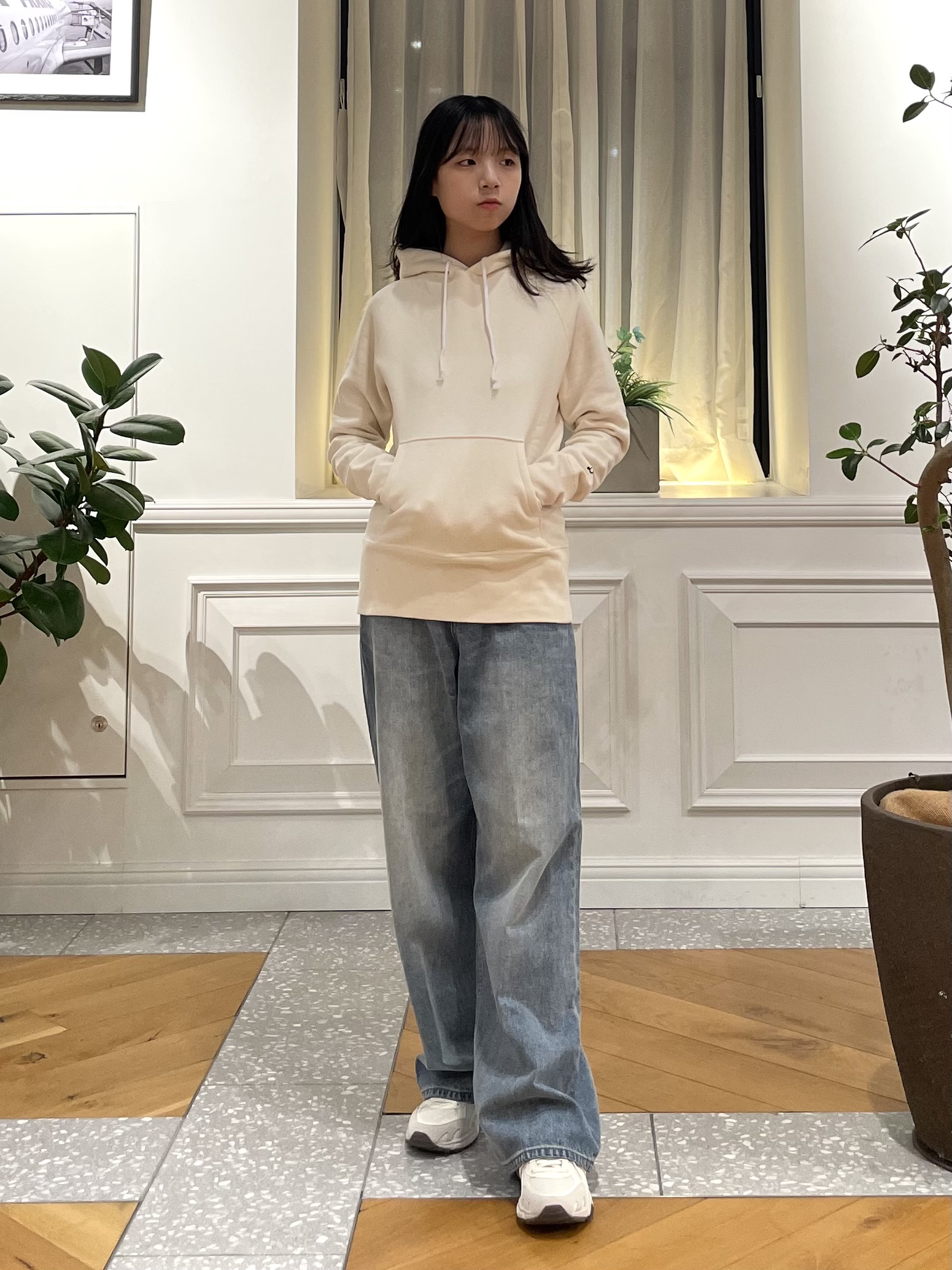 Lilyさんの「DRESSTERIOR｜◆【DRESSTERIOR定番】【WEB限定サイズあり】吊裏毛 パーカー」を使ったコーディネート