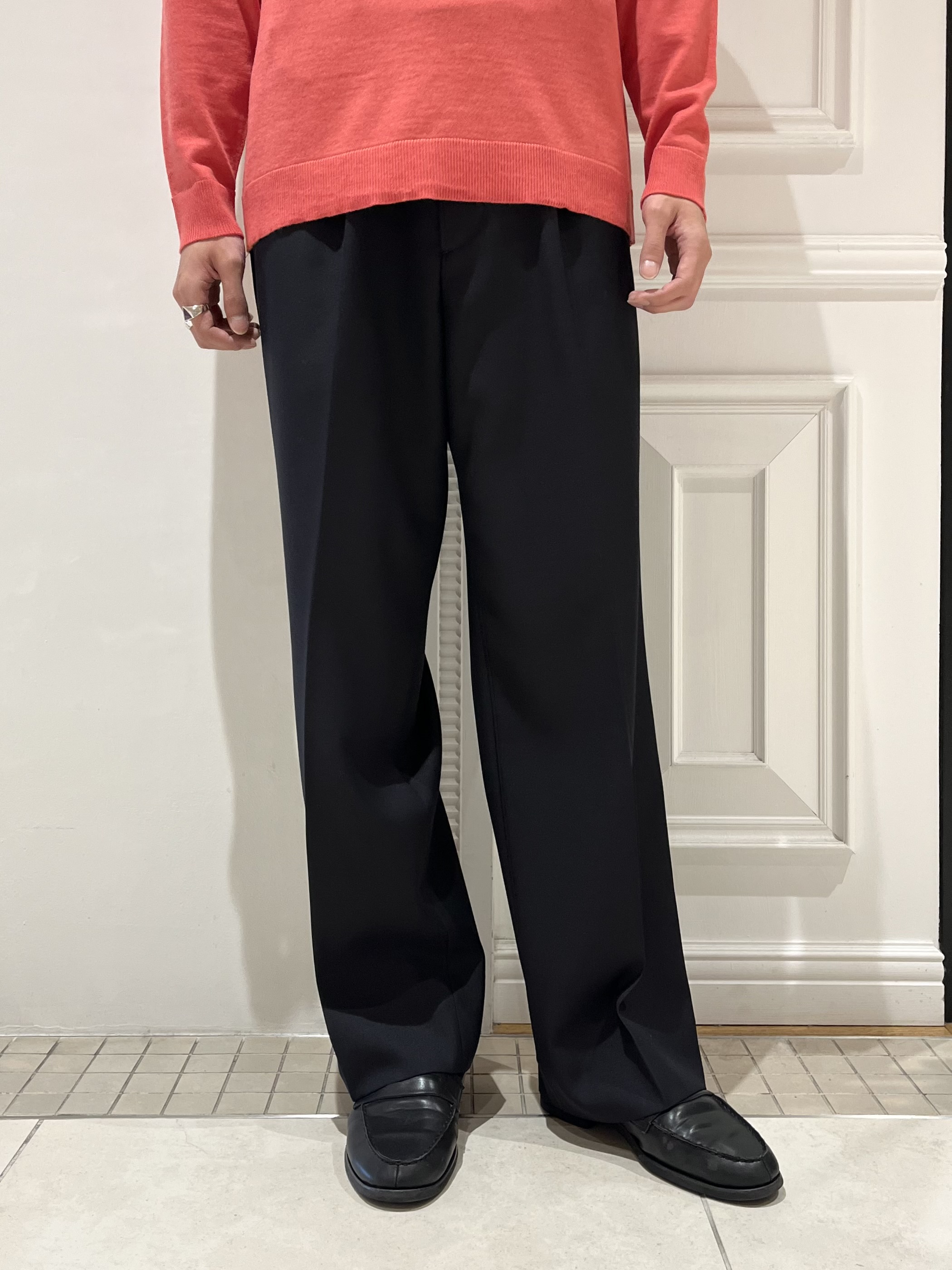 Watanabeさんの「DRESSTERIOR｜ゼニアバルーファ キャッシュウール クルーネックニット」を使ったコーディネート
