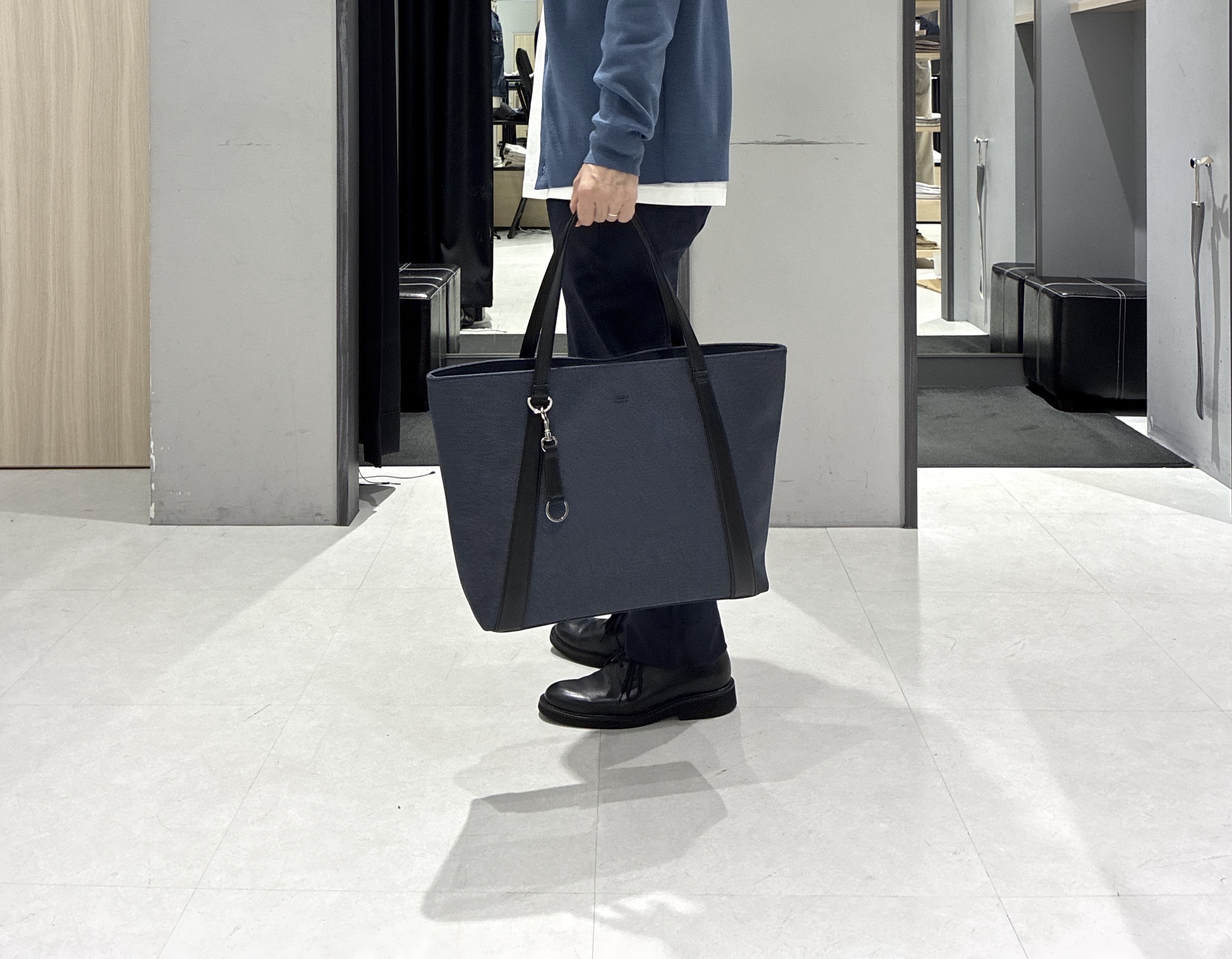 わいずみさんの「TAKEO KIKUCHI｜【BOWLER HAT LABEL】日本製クルーネックカーディガン」を使ったコーディネート