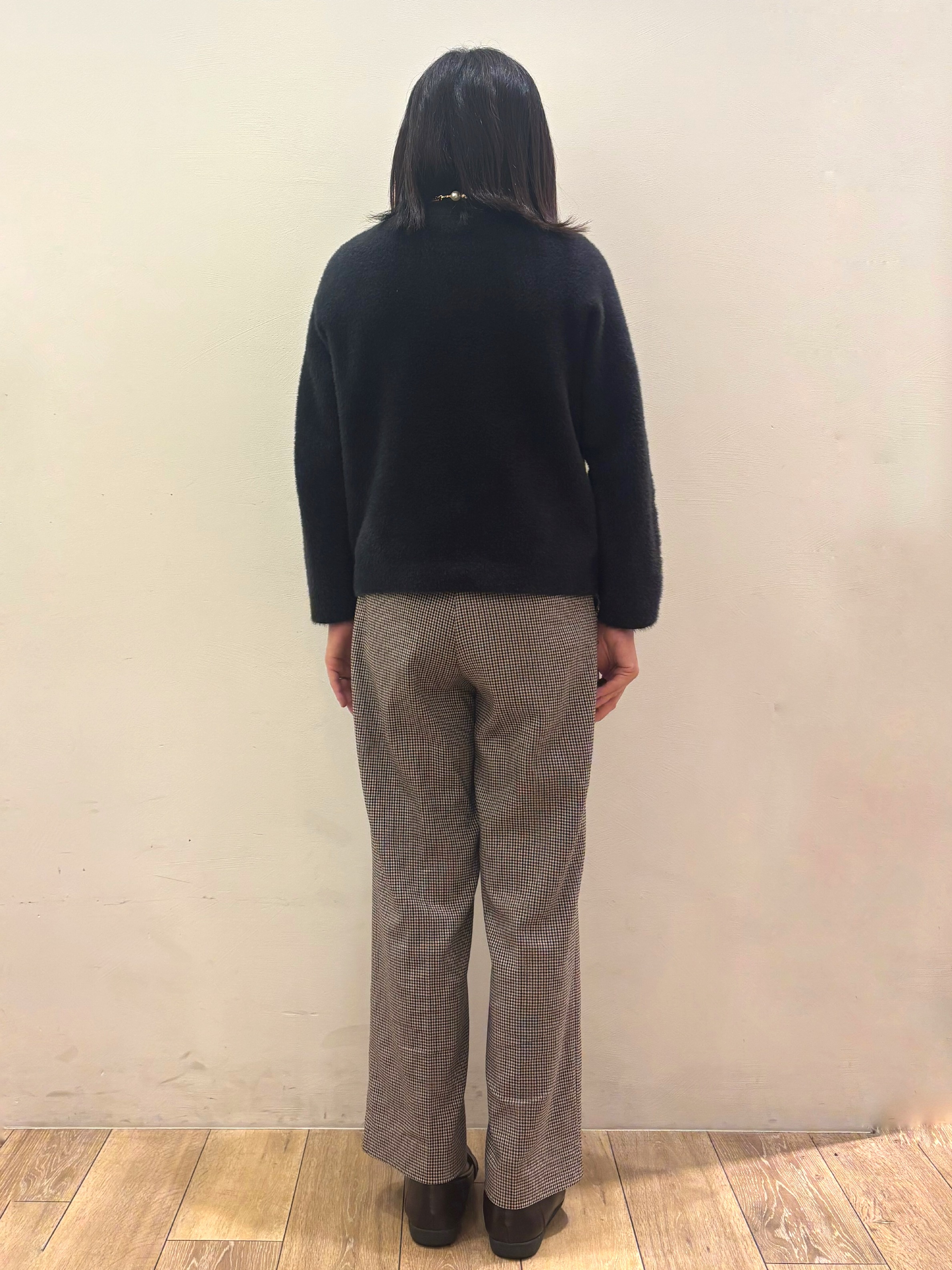 りょうさんの「OPAQUE.CLIP｜フェザーヤーンニットカーディガン【洗濯機OK】」を使ったコーディネート