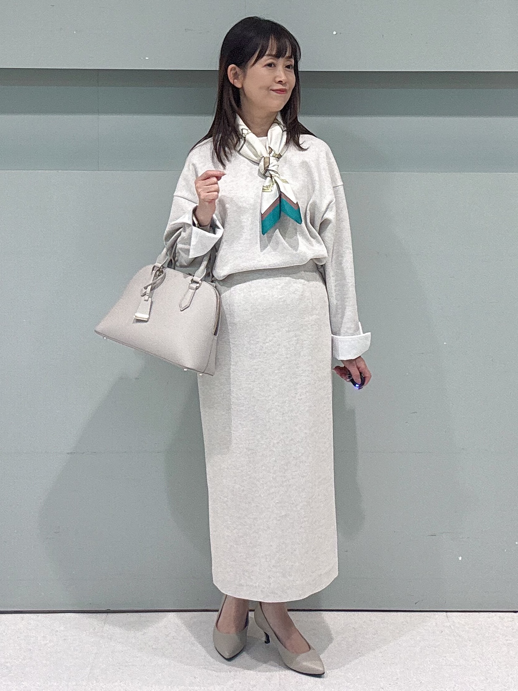 makiさんの「UNTITLED｜【セットアップ可/スウェットライク】袖口シャツドッキングプルオーバー」を使ったコーディネート