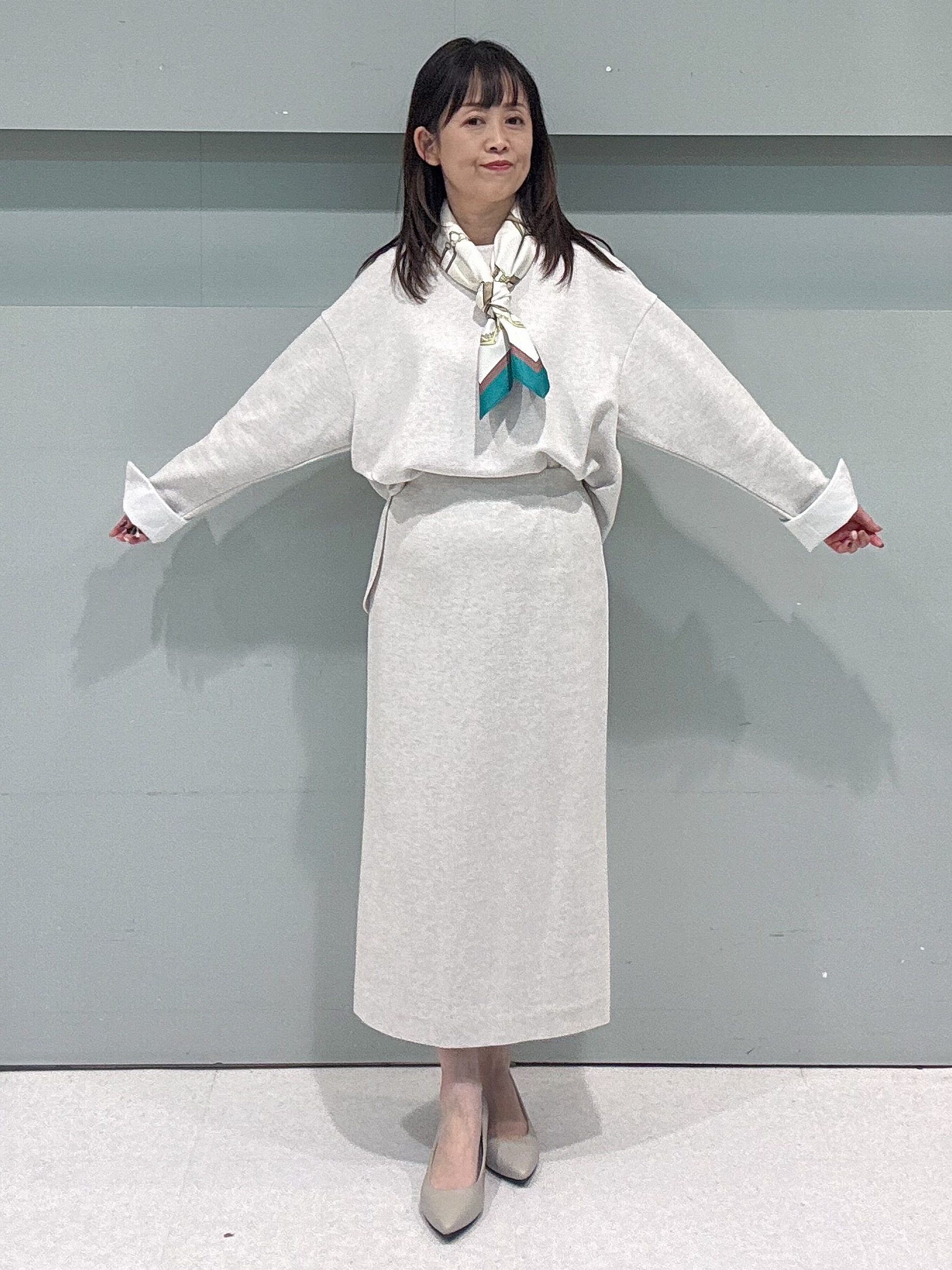 makiさんの「UNTITLED｜【セットアップ可/スウェットライク】袖口シャツドッキングプルオーバー」を使ったコーディネート