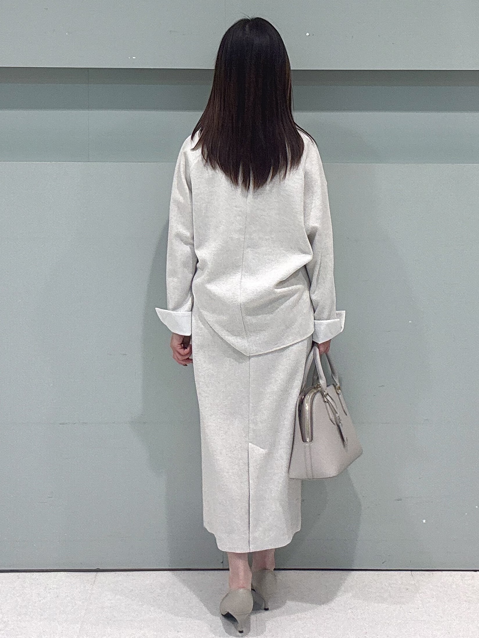 makiさんの「UNTITLED｜【セットアップ可/スウェットライク】袖口シャツドッキングプルオーバー」を使ったコーディネート