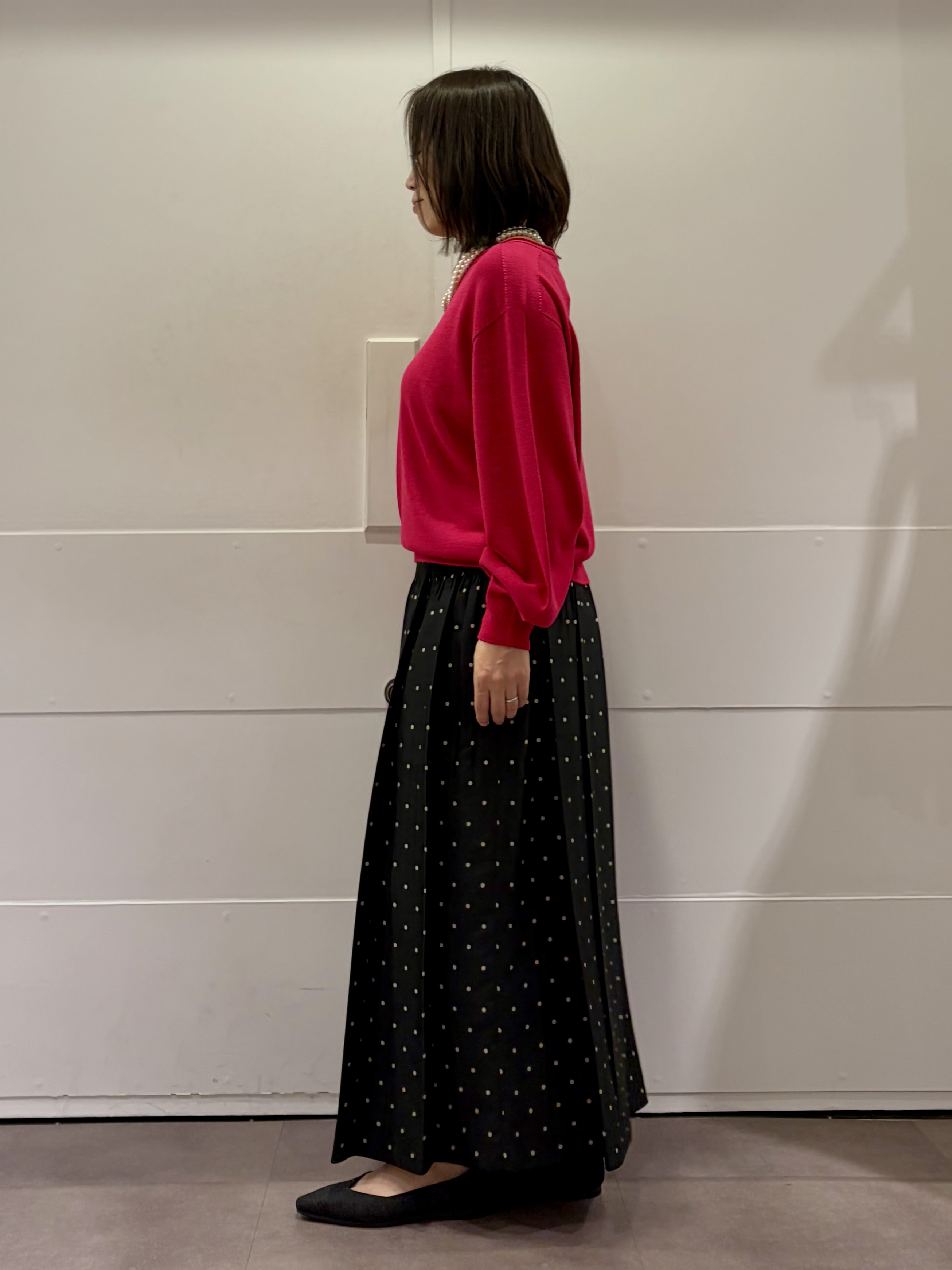 TOKOさんの「UNTITLED｜【大人の抜け感/8色展開】ボリュームスリーブニットプルオーバー」を使ったコーディネート