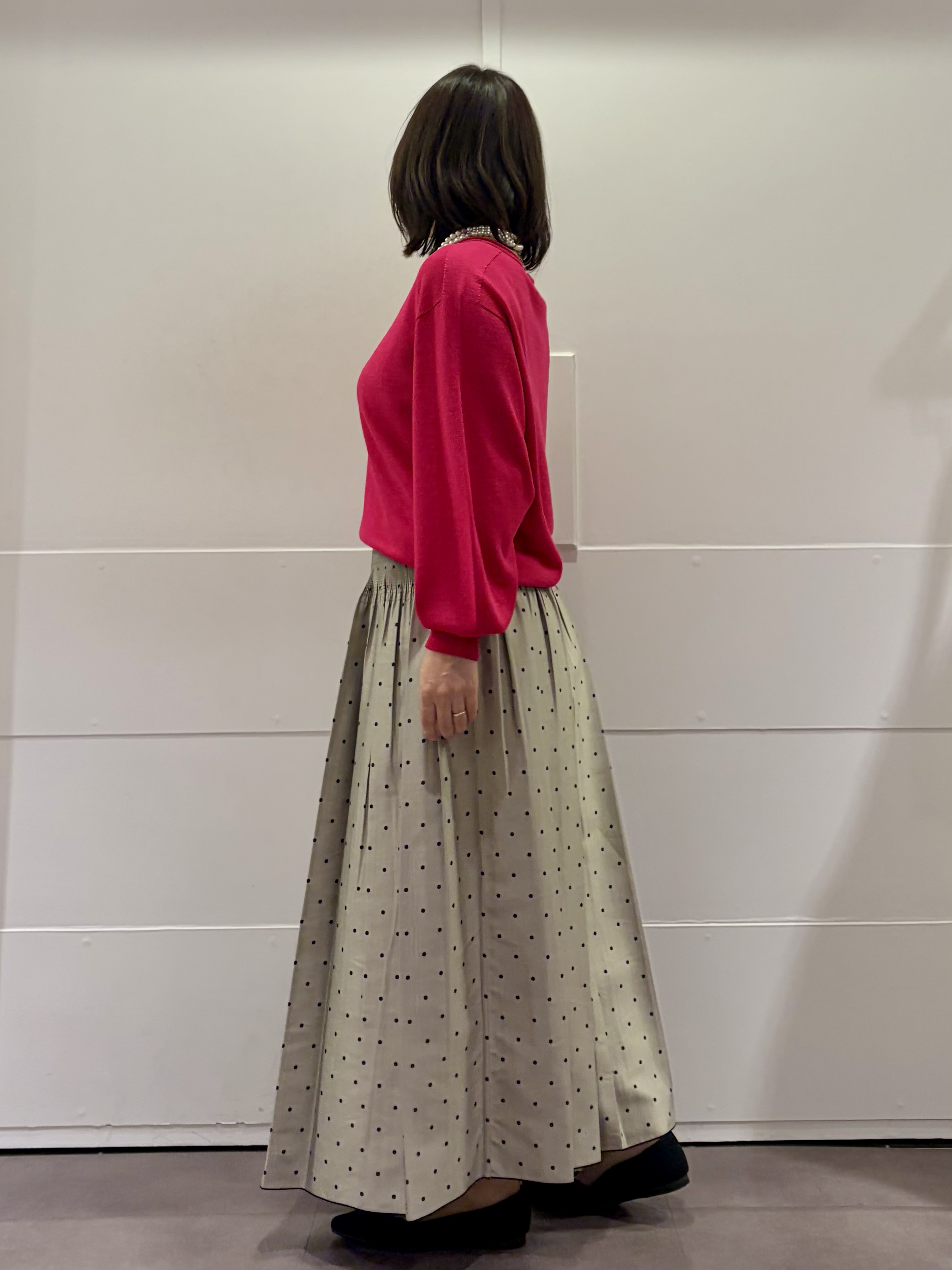 TOKOさんの「UNTITLED｜【大人の抜け感/8色展開】ボリュームスリーブニットプルオーバー」を使ったコーディネート