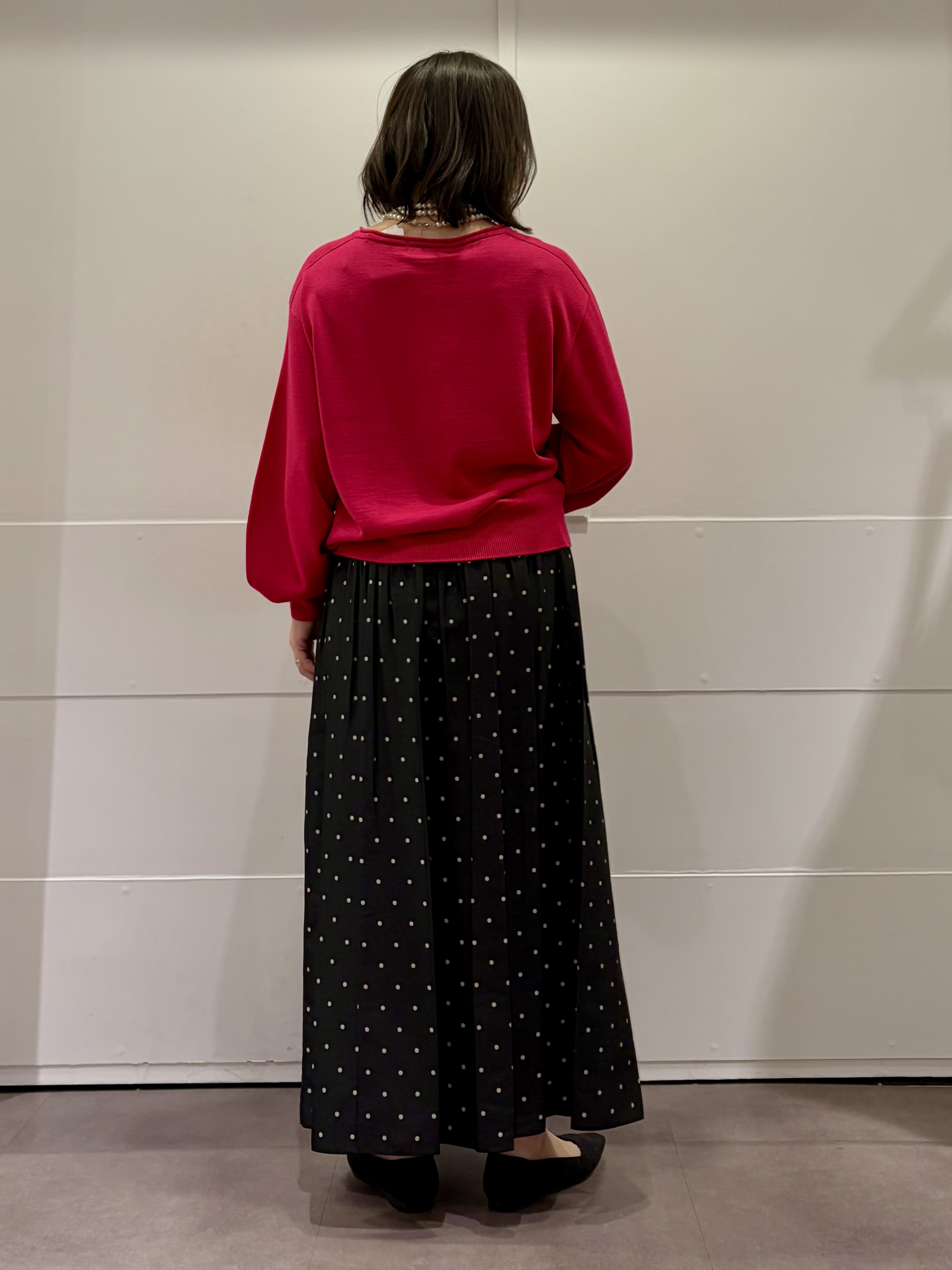 TOKOさんの「UNTITLED｜【大人の抜け感/8色展開】ボリュームスリーブニットプルオーバー」を使ったコーディネート
