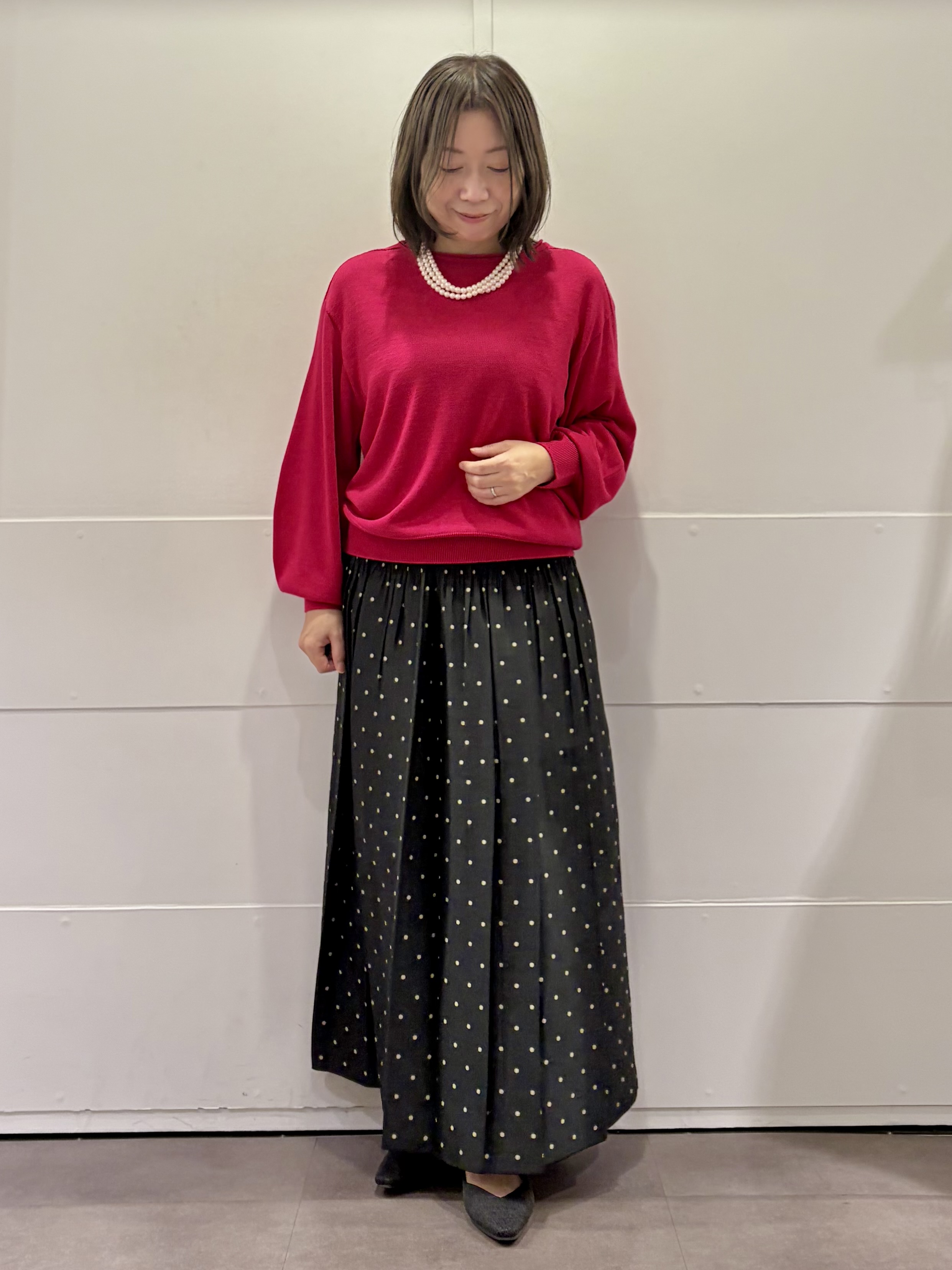 TOKOさんの「UNTITLED｜【大人の抜け感/8色展開】ボリュームスリーブニットプルオーバー」を使ったコーディネート