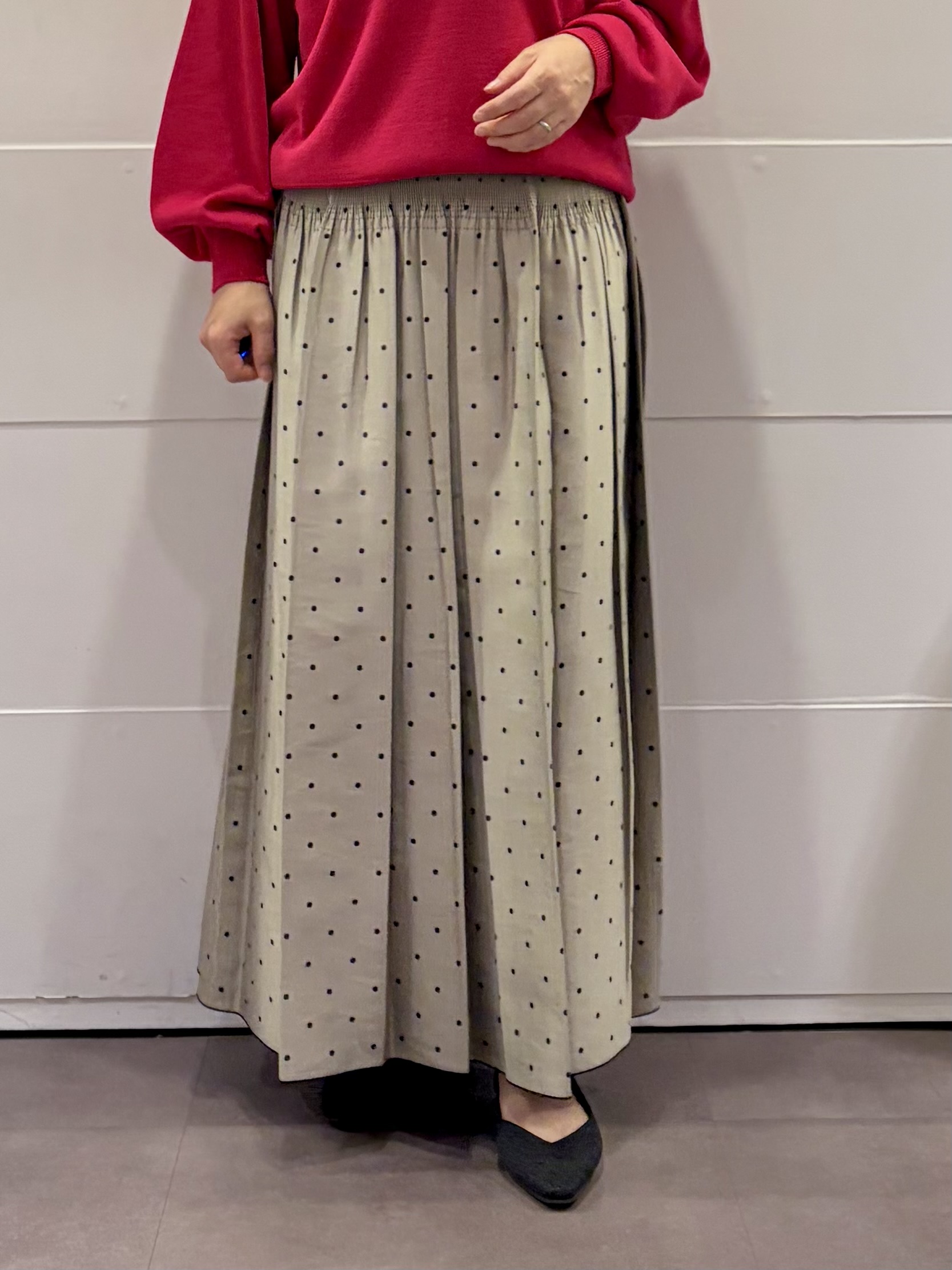 TOKOさんの「UNTITLED｜【大人の抜け感/8色展開】ボリュームスリーブニットプルオーバー」を使ったコーディネート
