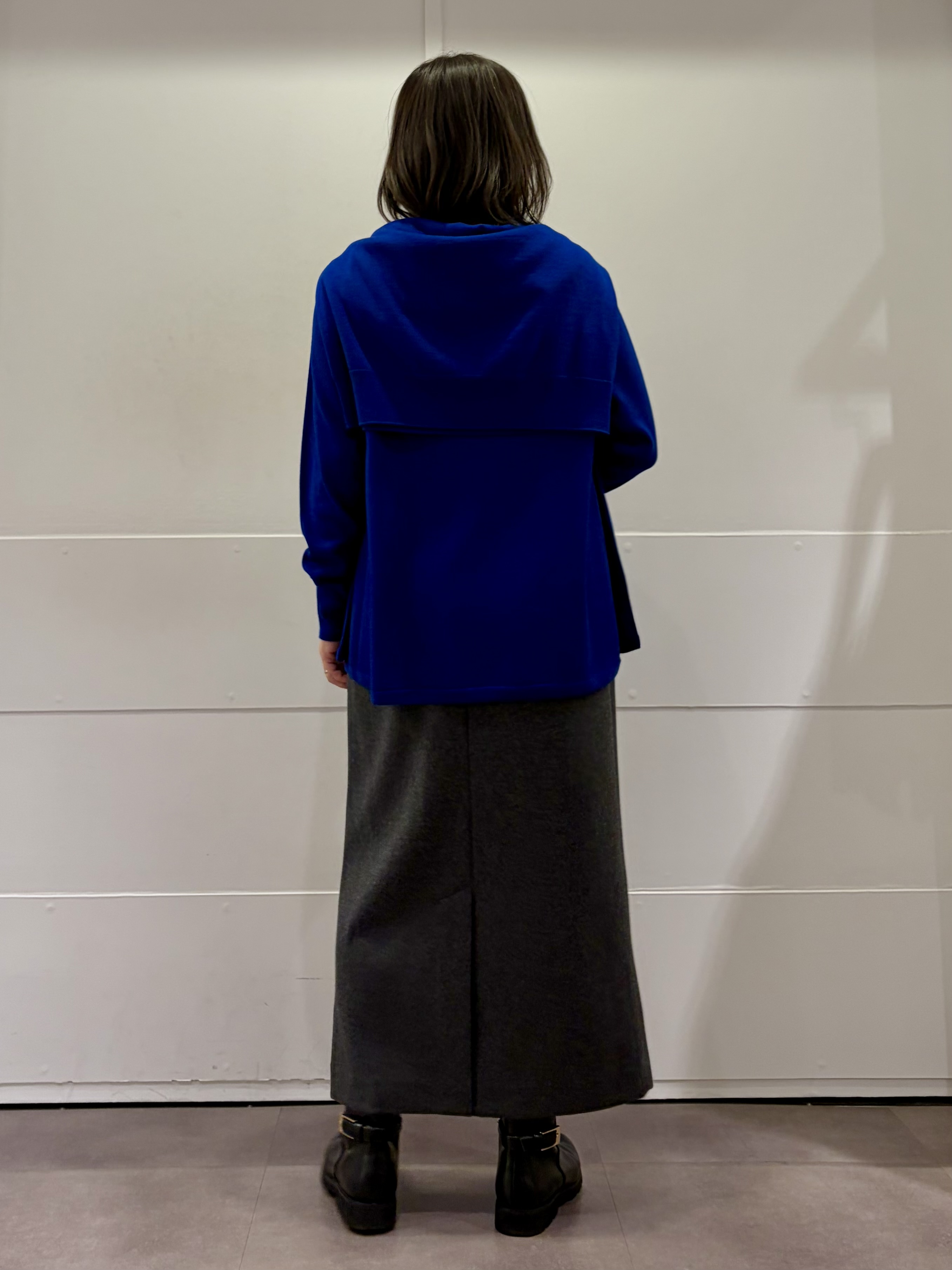 TOKOさんの「UNTITLED｜【きれいに体型カバー/8色展開】Aラインシルエットニットプルオーバー」を使ったコーディネート