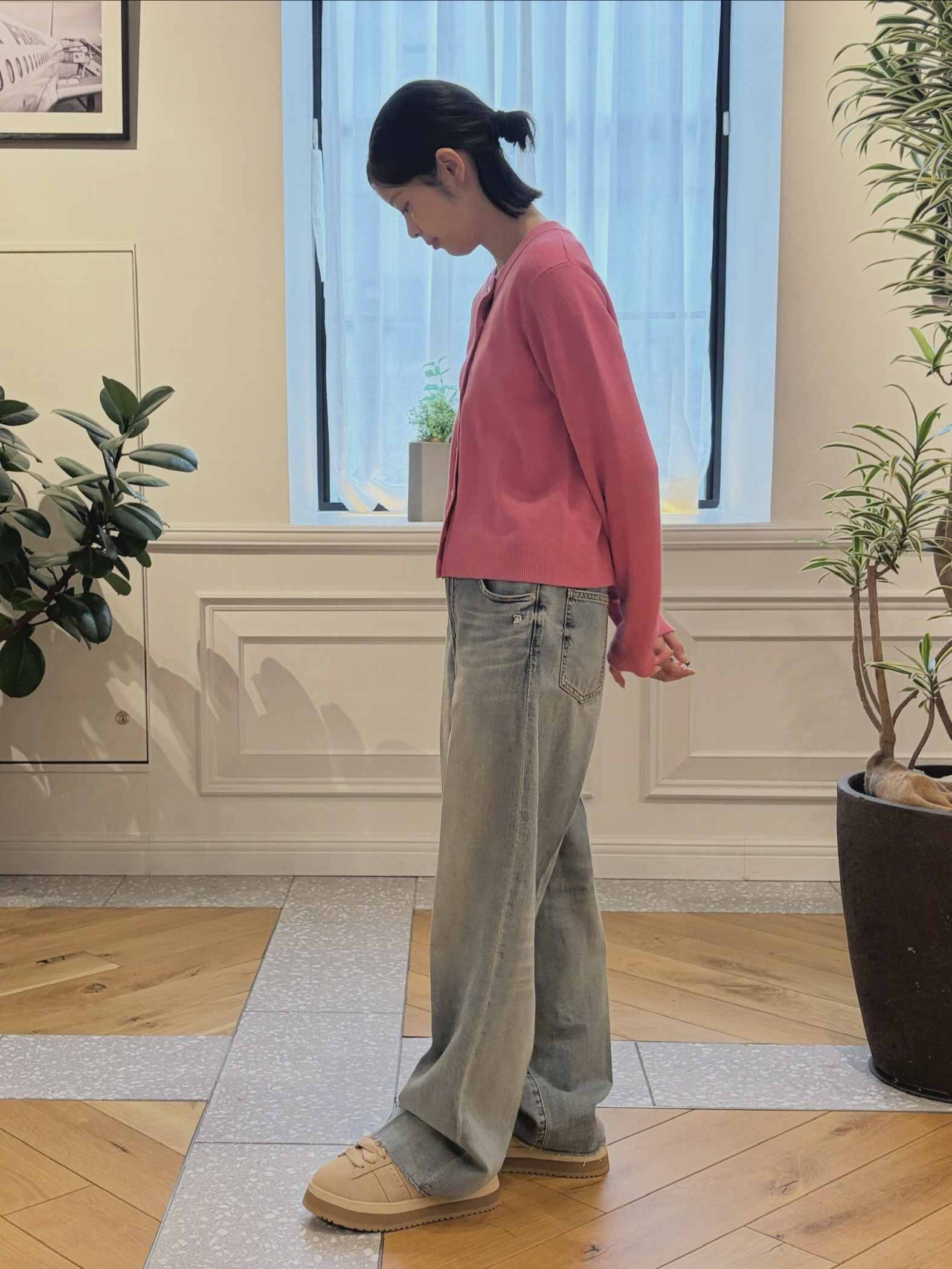 pupiさんの「DRESSTERIOR｜【5色展開/マシンウォッシャブル】コットンカシミヤカーディガン」を使ったコーディネート