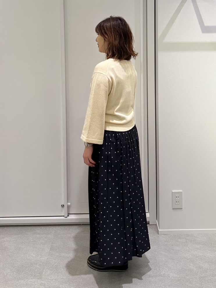 Juneさんの「UNTITLED｜【アンサンブル可/手洗い可】杢調プルオーバーニット」を使ったコーディネート