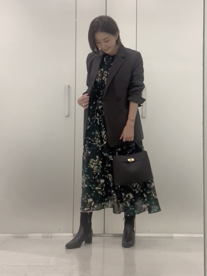 まどかさんの「UNTITLED｜【セットアップ可/秋羽織り/お仕事スーツ】ウールブレンドダブルジャケット」を使ったコーディネート