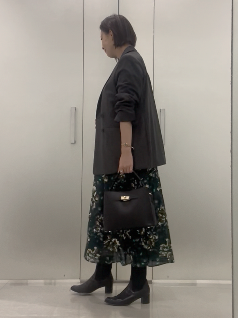 まどかさんの「UNTITLED｜【セットアップ可/秋羽織り/お仕事スーツ】ウールブレンドダブルジャケット」を使ったコーディネート