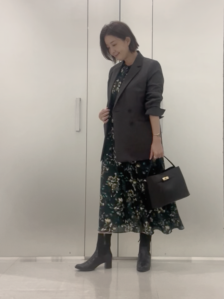 まどかさんの「UNTITLED｜【セットアップ可/秋羽織り/お仕事スーツ】ウールブレンドダブルジャケット」を使ったコーディネート