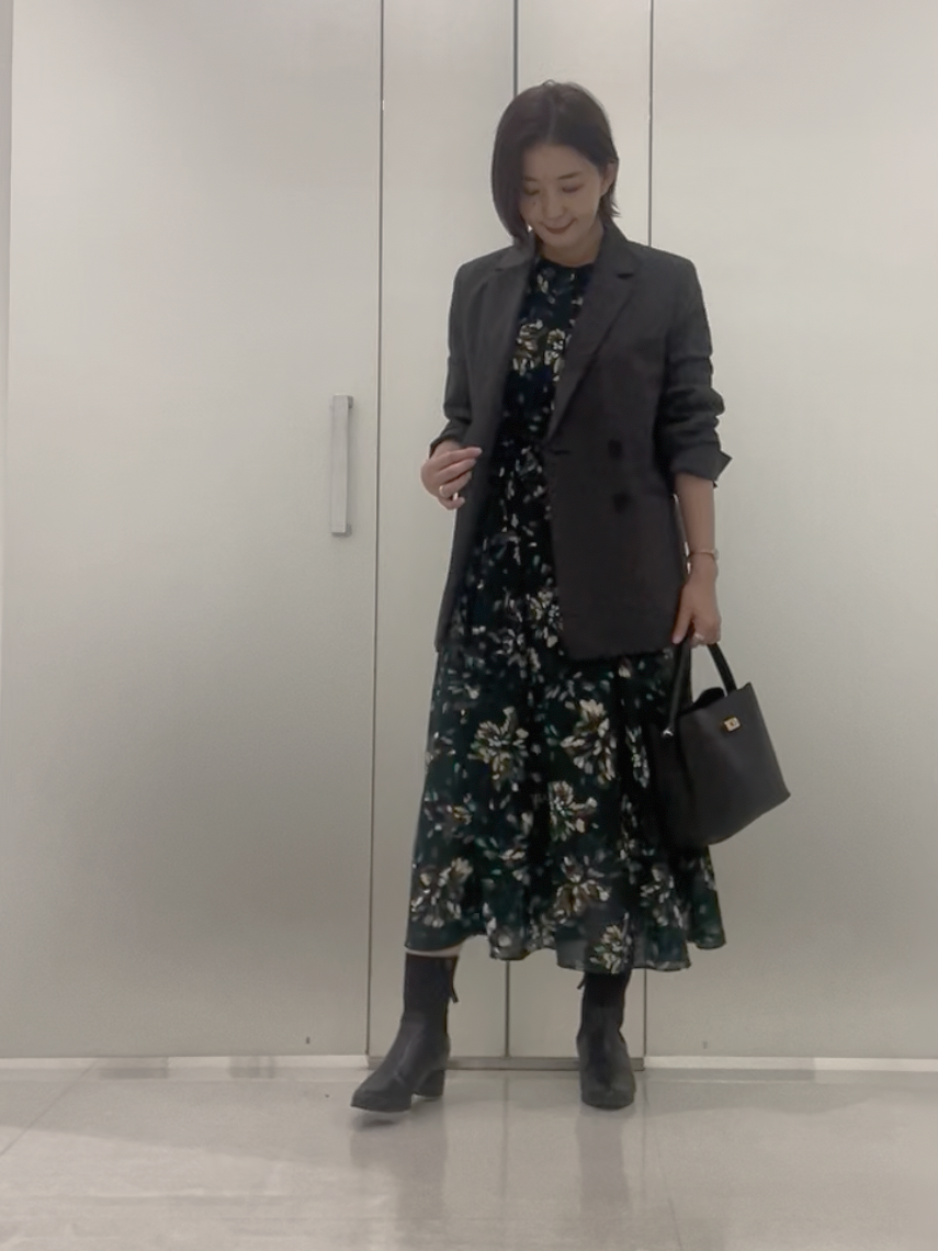 まどかさんの「UNTITLED｜【セットアップ可/秋羽織り/お仕事スーツ】ウールブレンドダブルジャケット」を使ったコーディネート