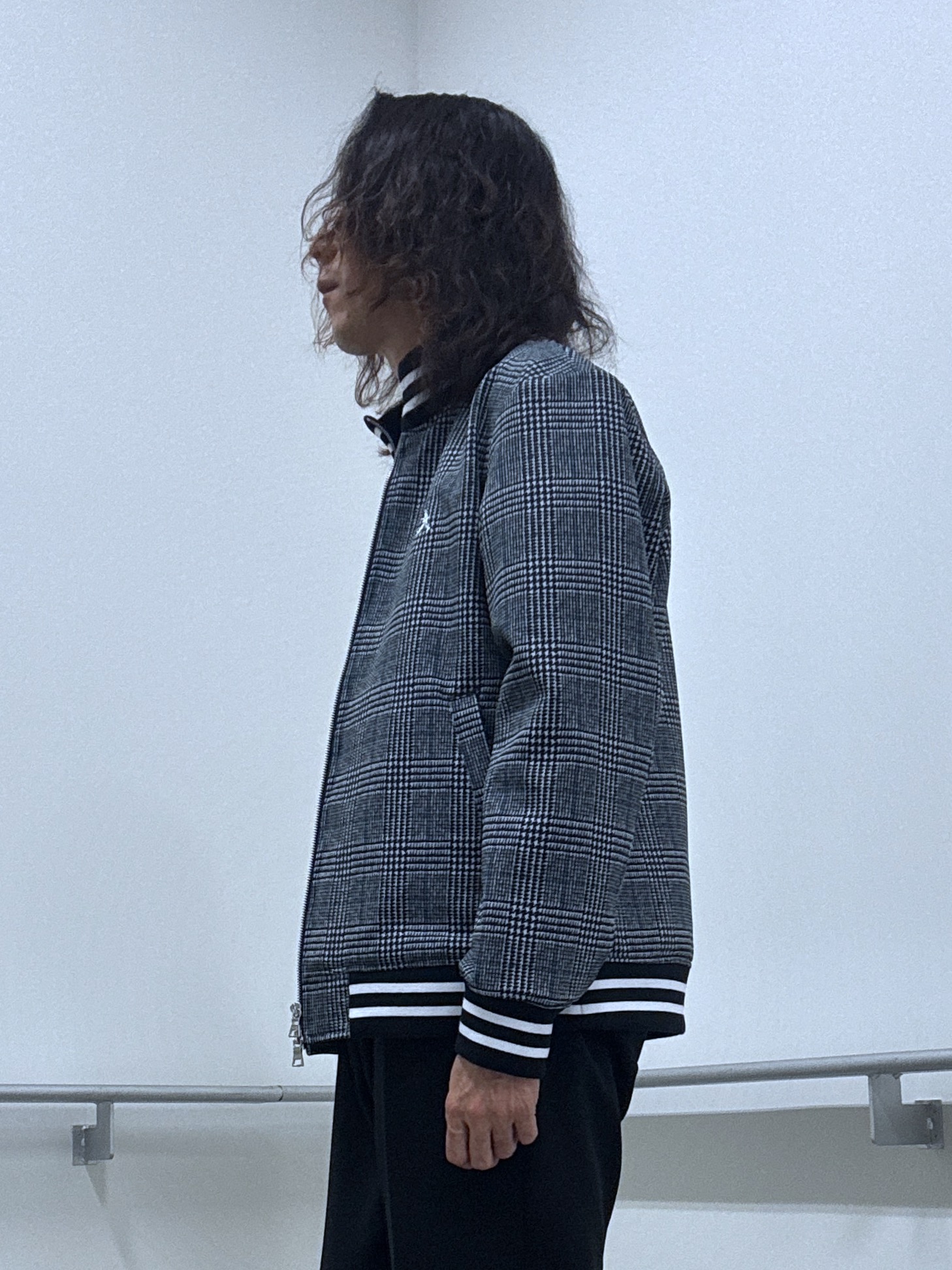おーのさんの「TAKEO KIKUCHI｜【BOWLER HAT LABEL】ダウンファブリック トラックジャケット」を使ったコーディネート