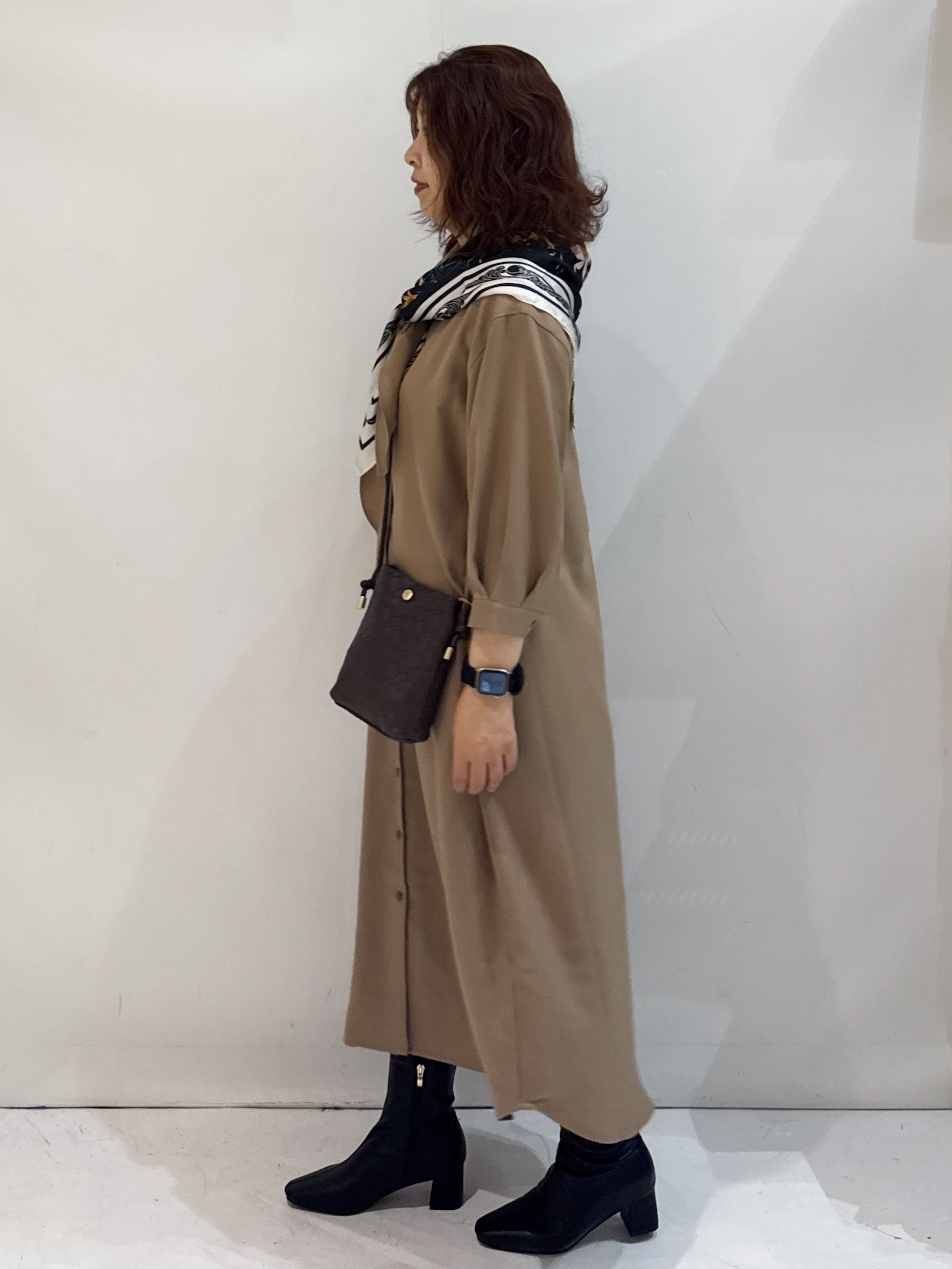 nakkoさんの「OPAQUE.CLIP｜【森絵梨佳さん着用】ボウタイ付きシャツワンピース《洗濯機OK》」を使ったコーディネート