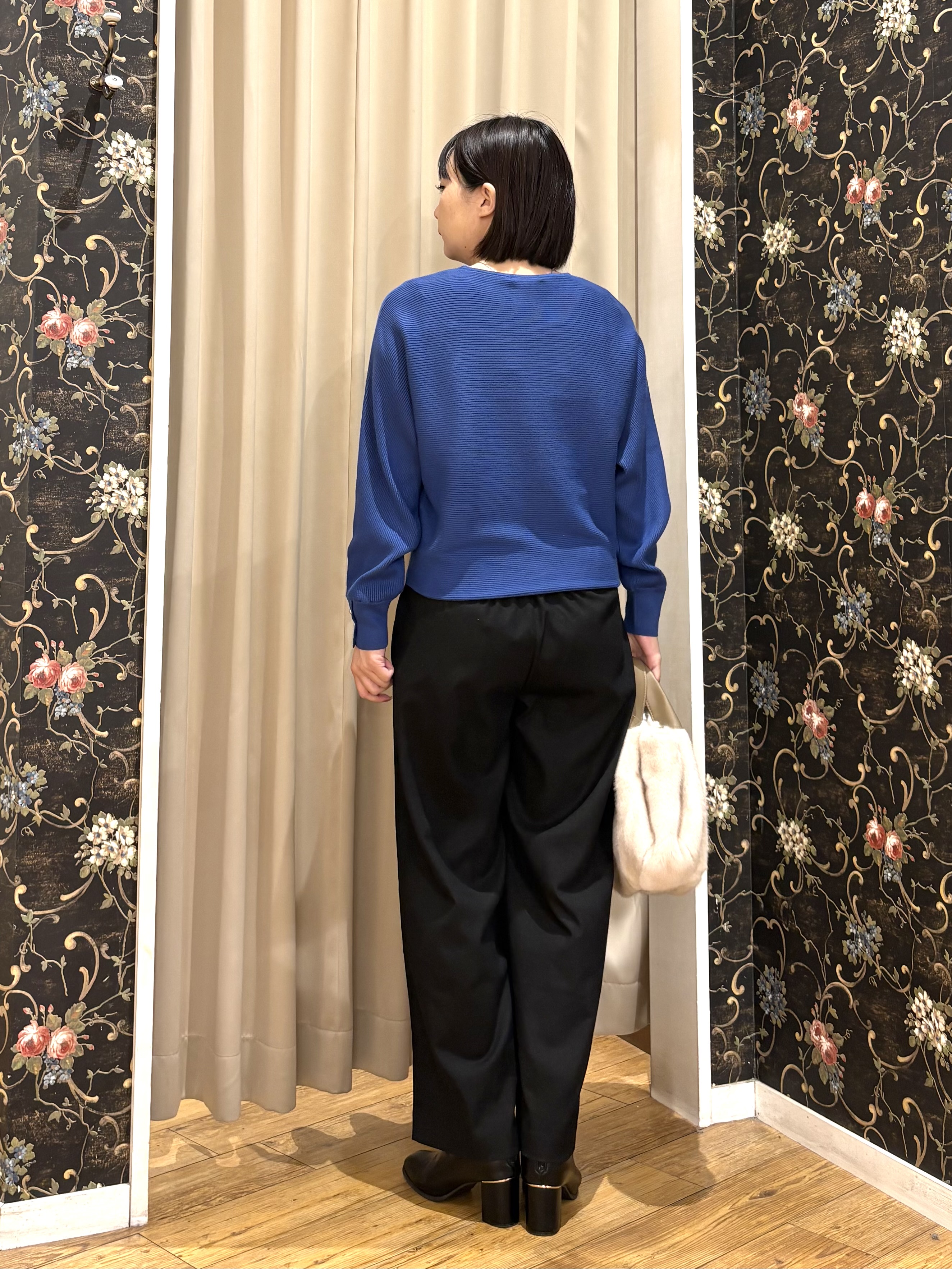 ネリさんの「SHOO･LA･RUE｜【着丈選べる／セットアップ可／ぱちぱちしにくい】洗濯後しわになりにくい 両面微起毛 あったかイージー」を使ったコーディネート