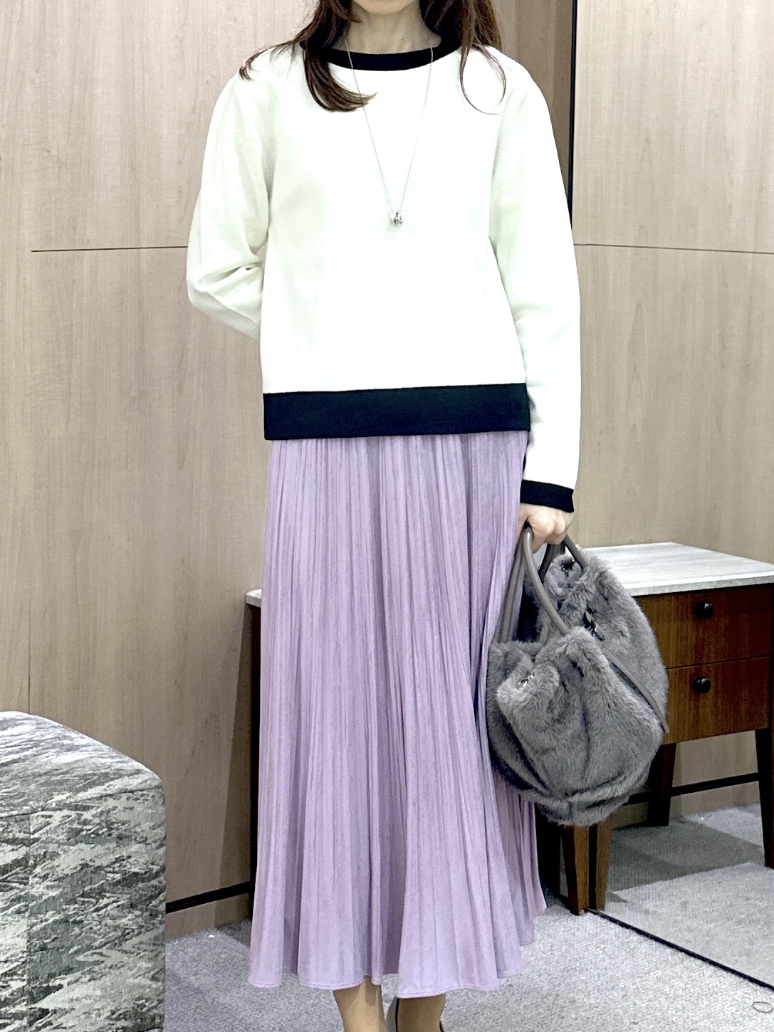 Miwaさんの「UNTITLED｜【アンサンブル可/上品映え】モールラインクルーネックニット」を使ったコーディネート