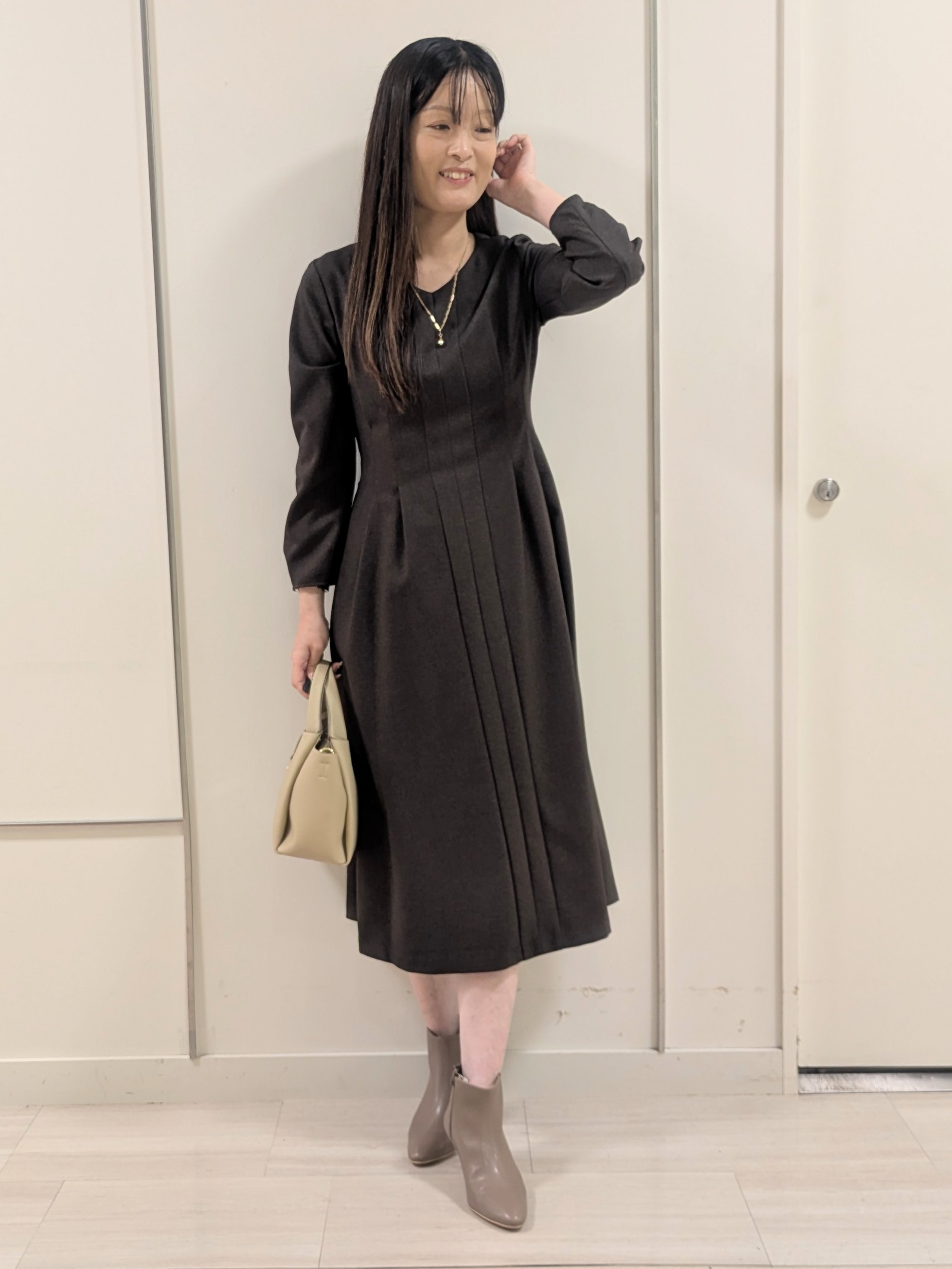 mikiさんの「COUP DE CHANCE｜【手洗い可】ウエストタックワンピース」を使ったコーディネート