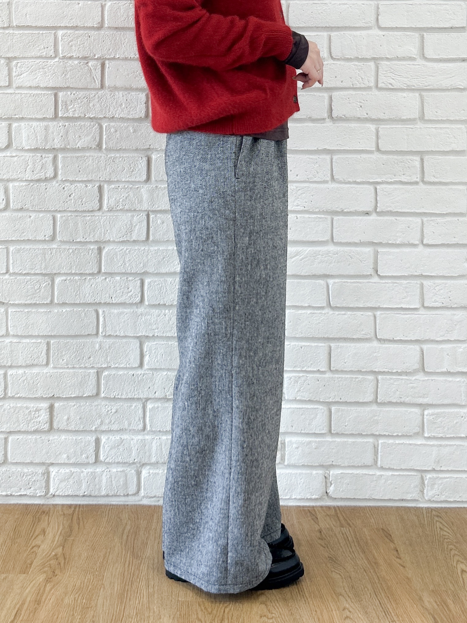 Kaiさんの「Dessin｜クルーネックシアーロングTシャツ」を使ったコーディネート