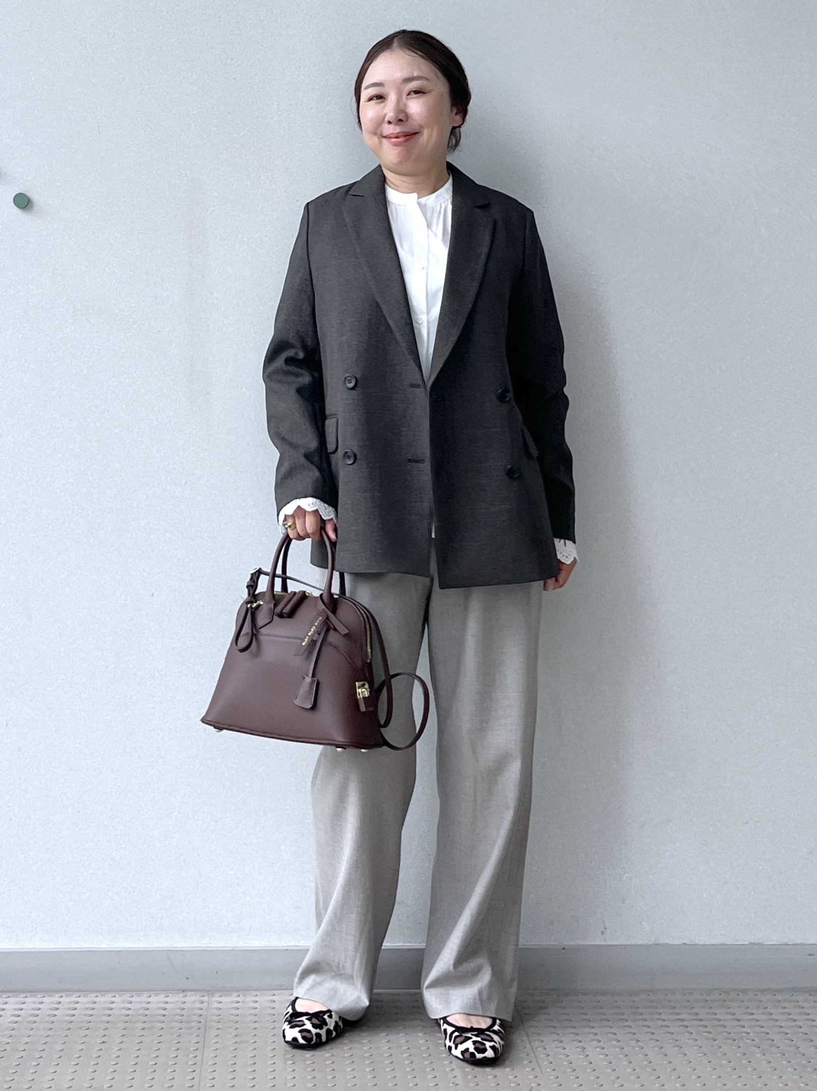 Soeさんの「DRESSTERIOR｜【防しわ/吸水速乾/UVカット】シャークスキン ラフジャケット」を使ったコーディネート