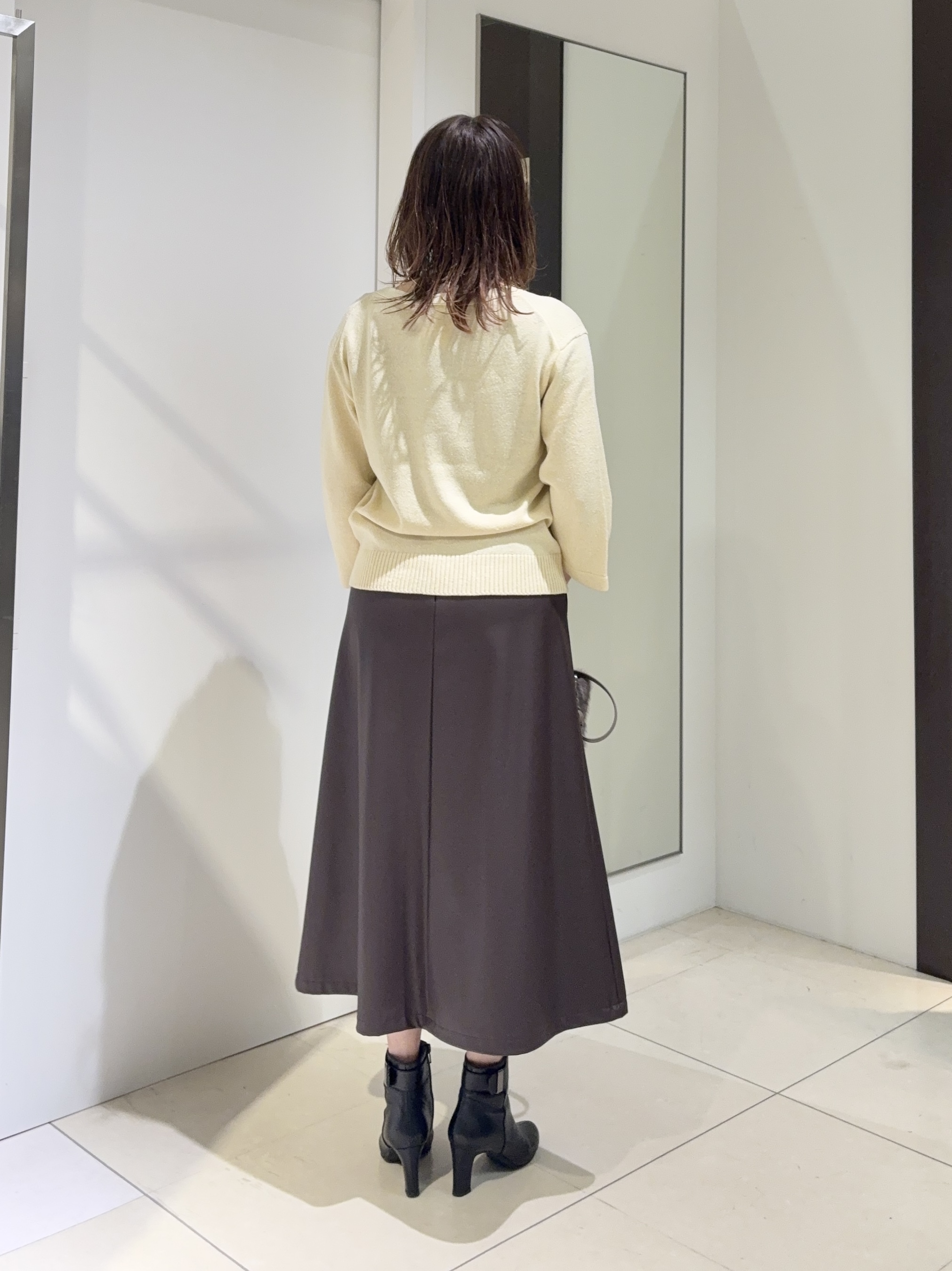 tomoさんの「UNTITLED｜【アンサンブル可/手洗い可】杢調プルオーバーニット」を使ったコーディネート