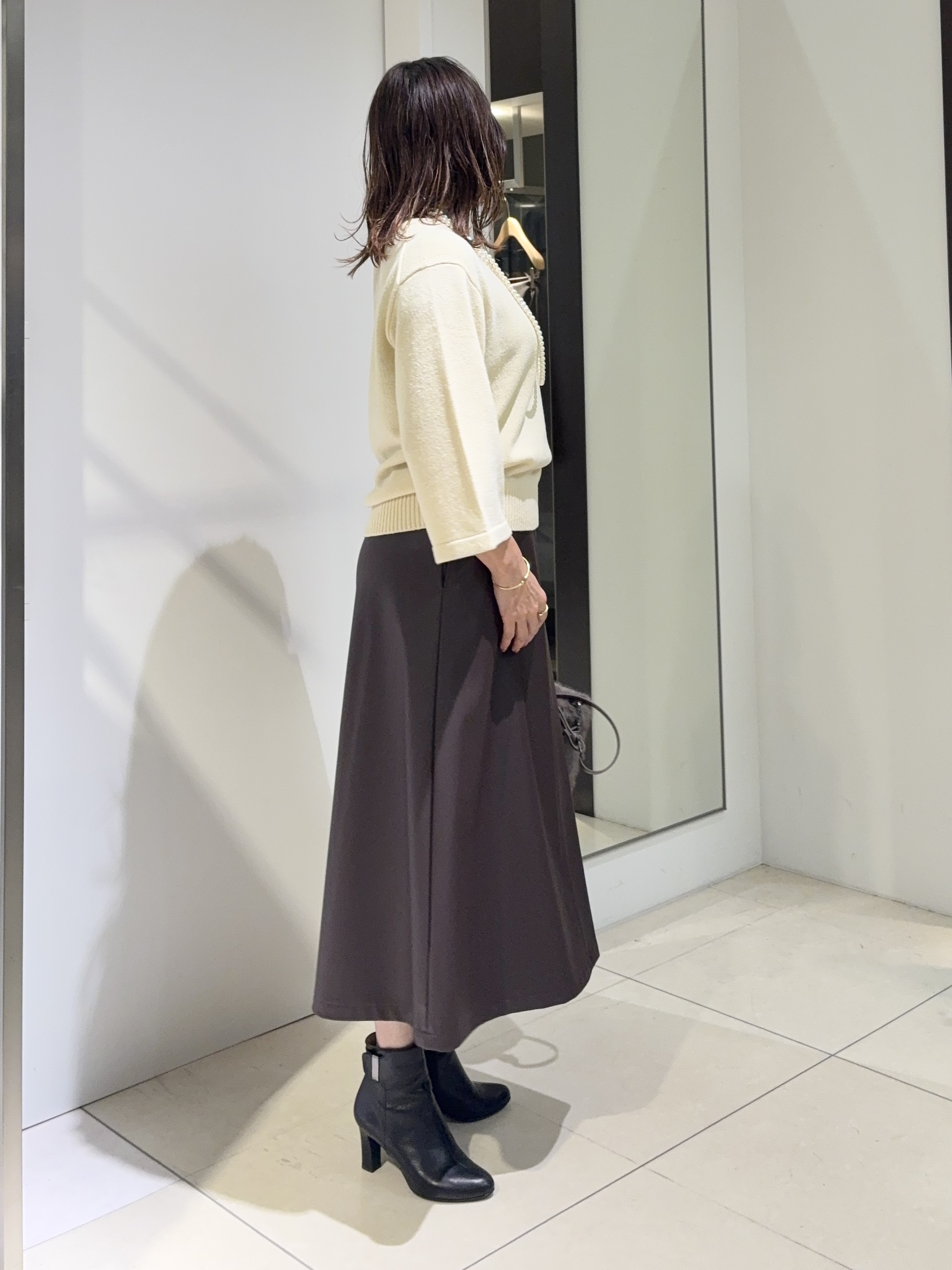 tomoさんの「UNTITLED｜【アンサンブル可/手洗い可】杢調プルオーバーニット」を使ったコーディネート