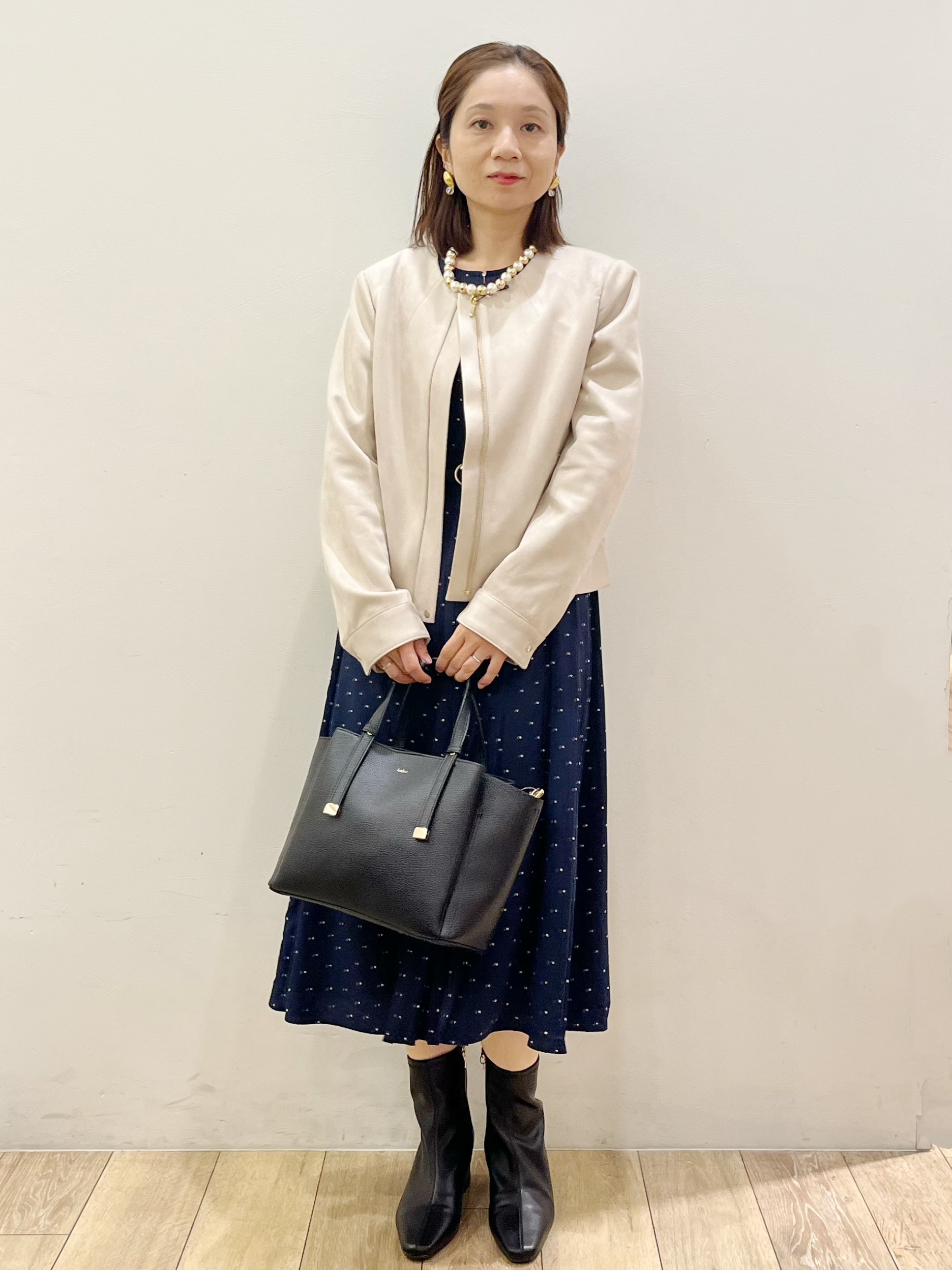 kcさんの「OPAQUE.CLIP｜【洗える】レザー調／スウェード風ノーカラーブルゾン」を使ったコーディネート