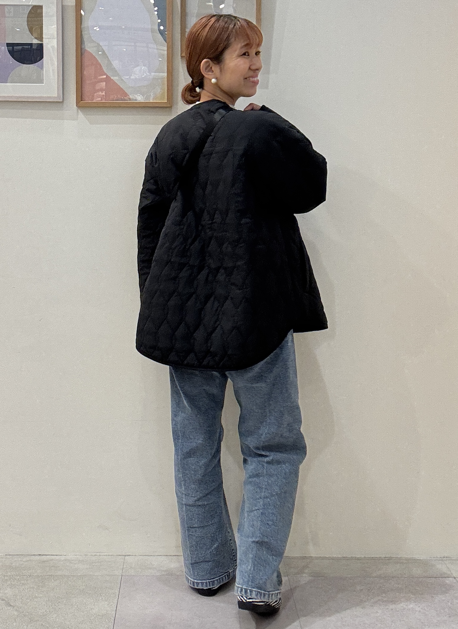 たけぴさんの「SHOO･LA･RUE｜【絶妙なゆるピタ/S-LL/洗濯機可】華やかシャイニーラメハイネックニット」を使ったコーディネート