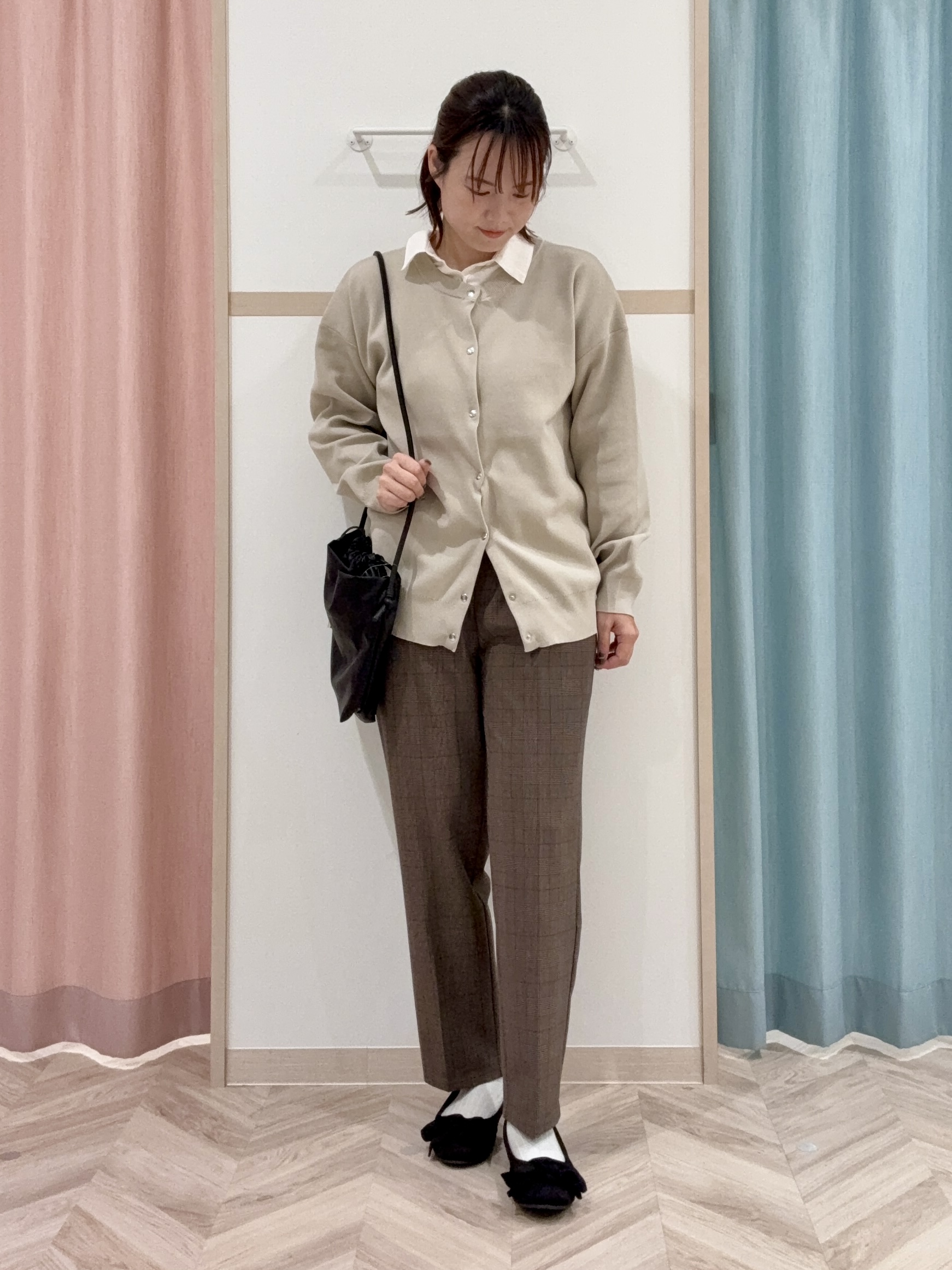 kさんの「SHOO･LA･RUE｜【S-LL/洗濯機可】インせず即こなれる 裾バルーンシャツ」を使ったコーディネート